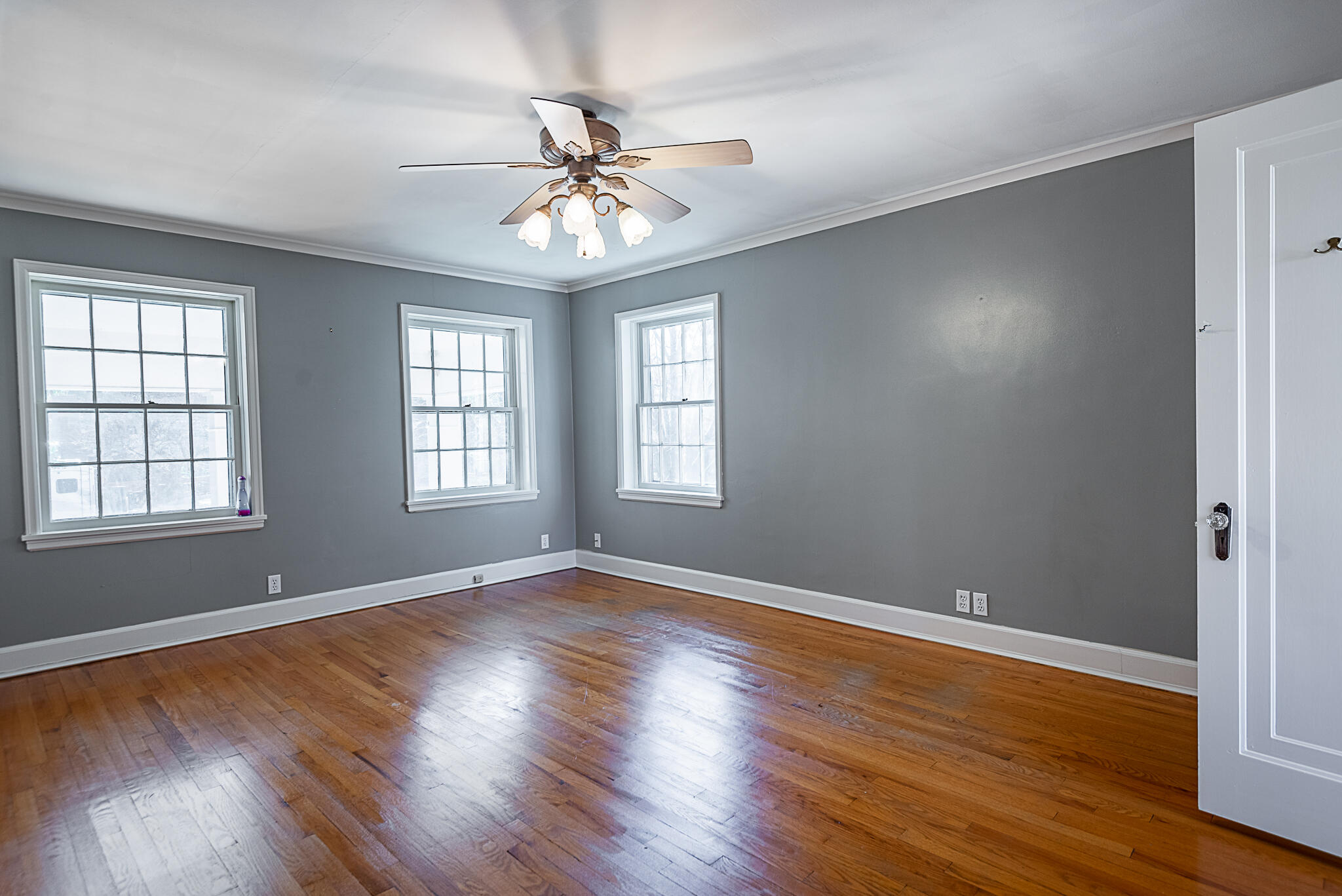 1011 East University Street Property Photo 26