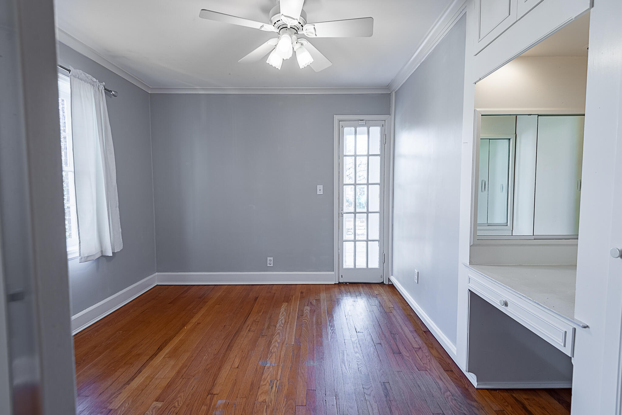 1011 East University Street Property Photo 30