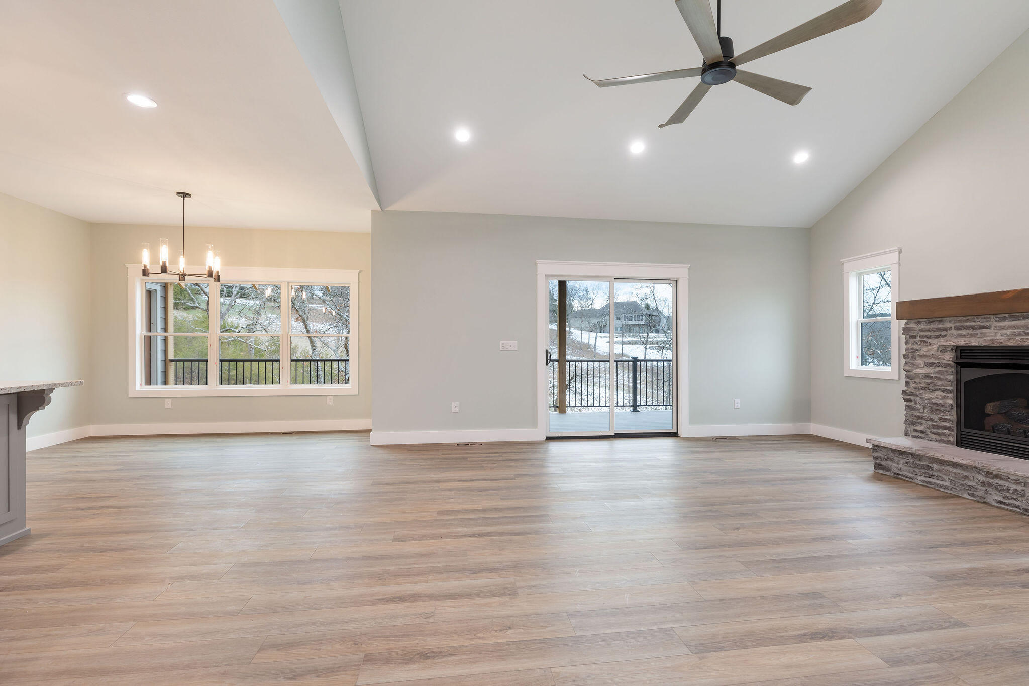 411 Silverwood Circle Property Photo 6