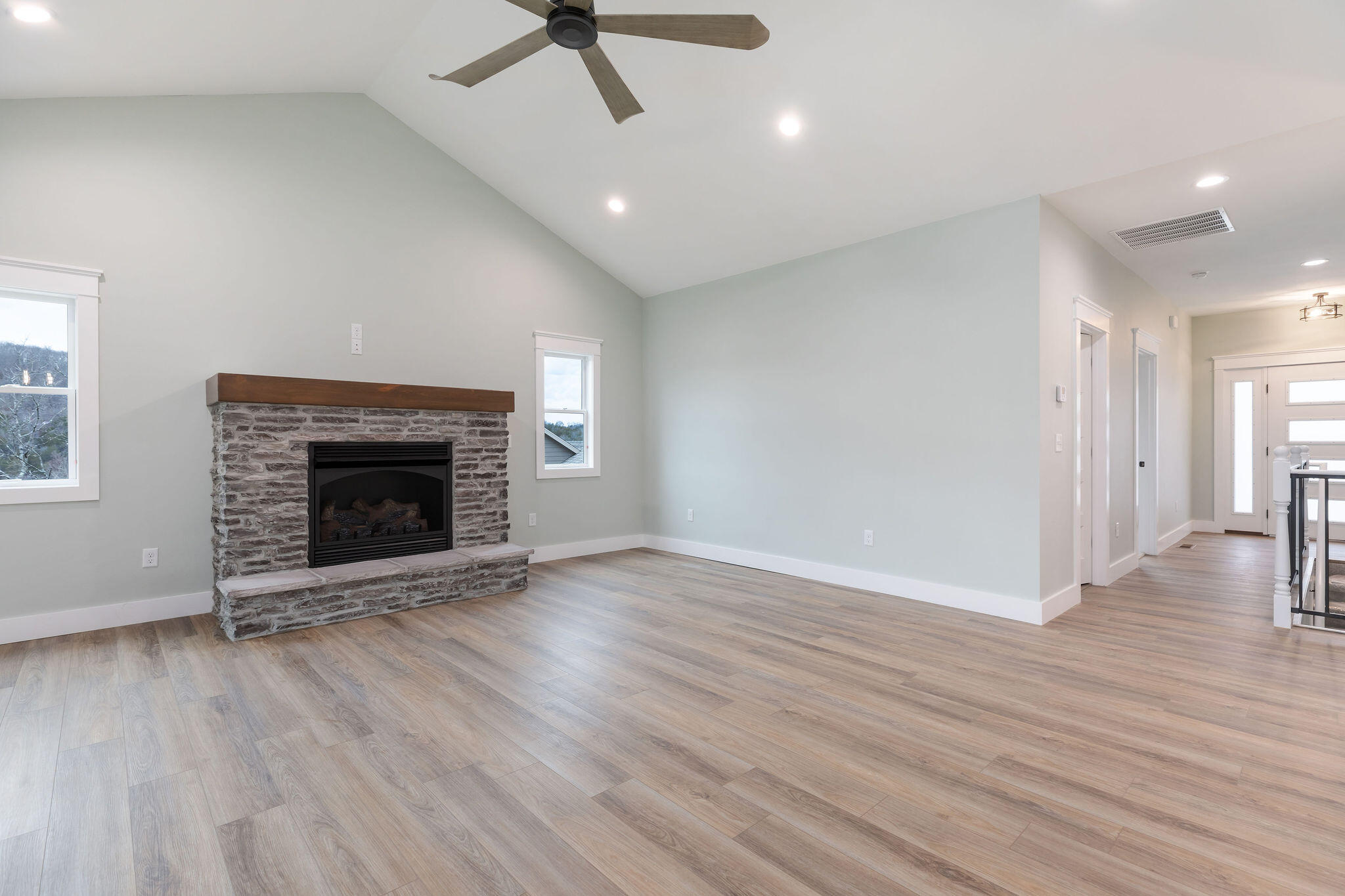 411 Silverwood Circle Property Photo 8