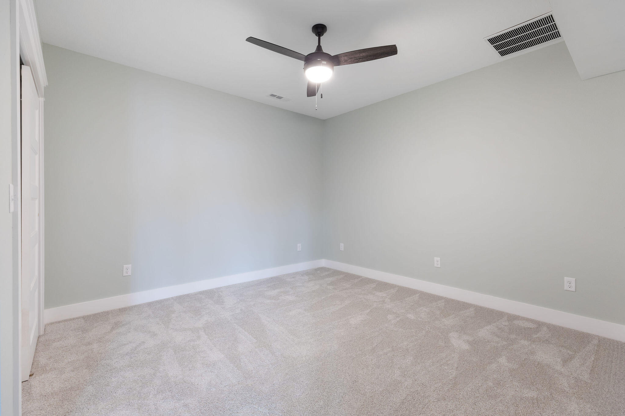 411 Silverwood Circle Property Photo 34