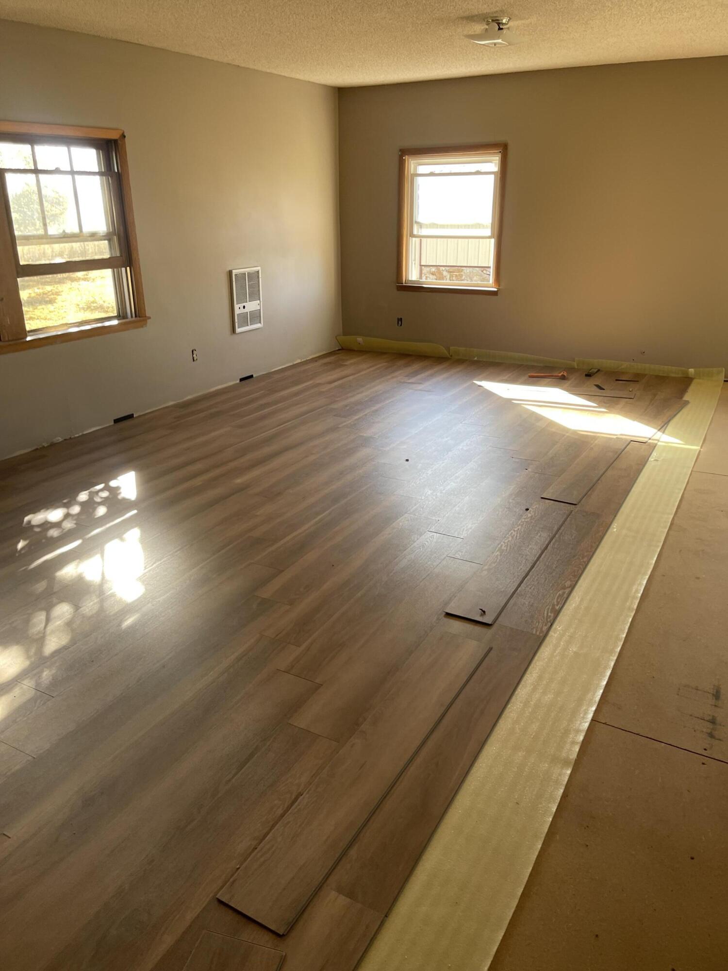 7808 Elm Road Property Photo 7