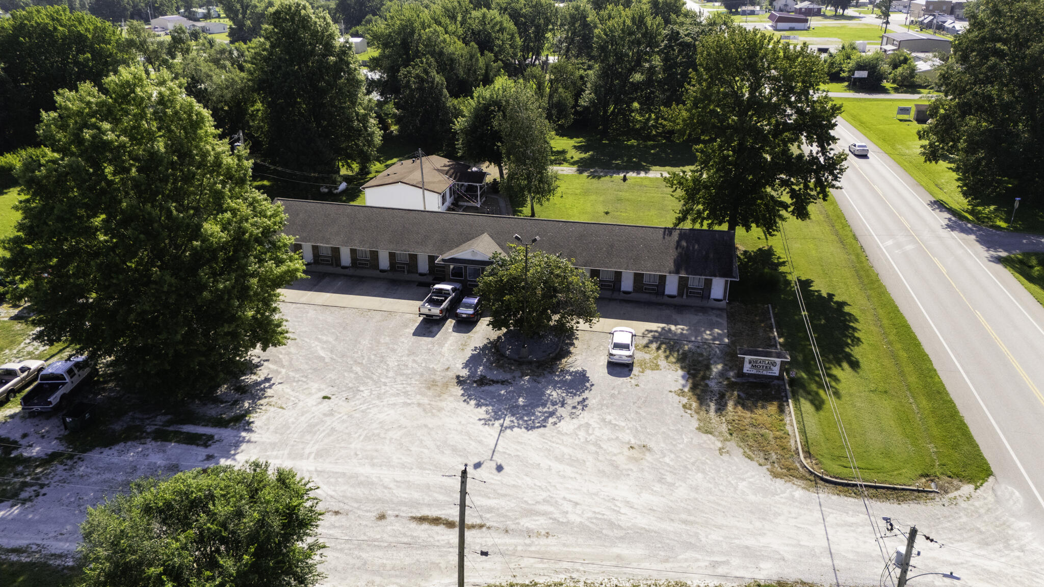18787 Us Hwy 54 Property Photo 2