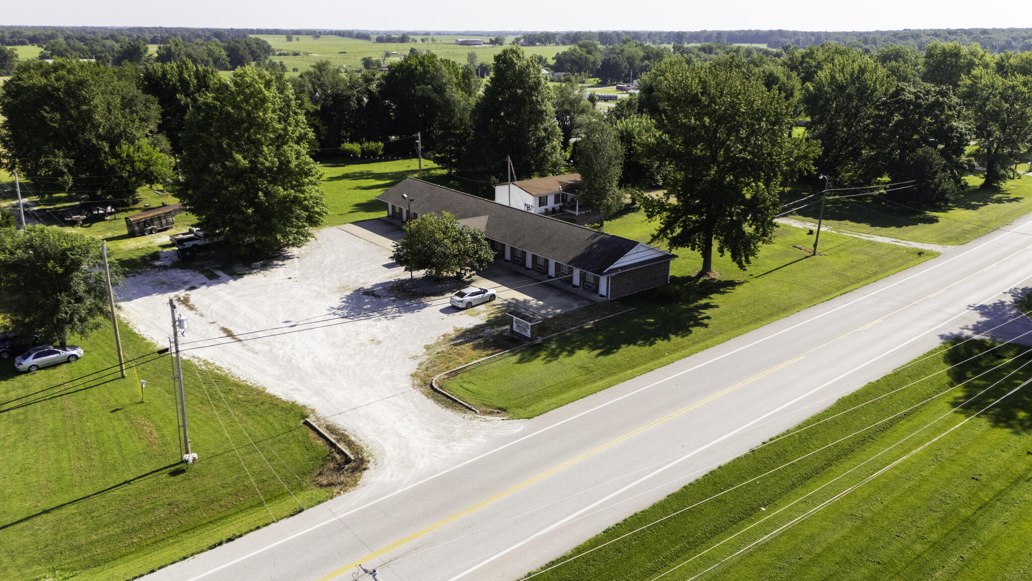 18787 Us Hwy 54 Property Photo 4