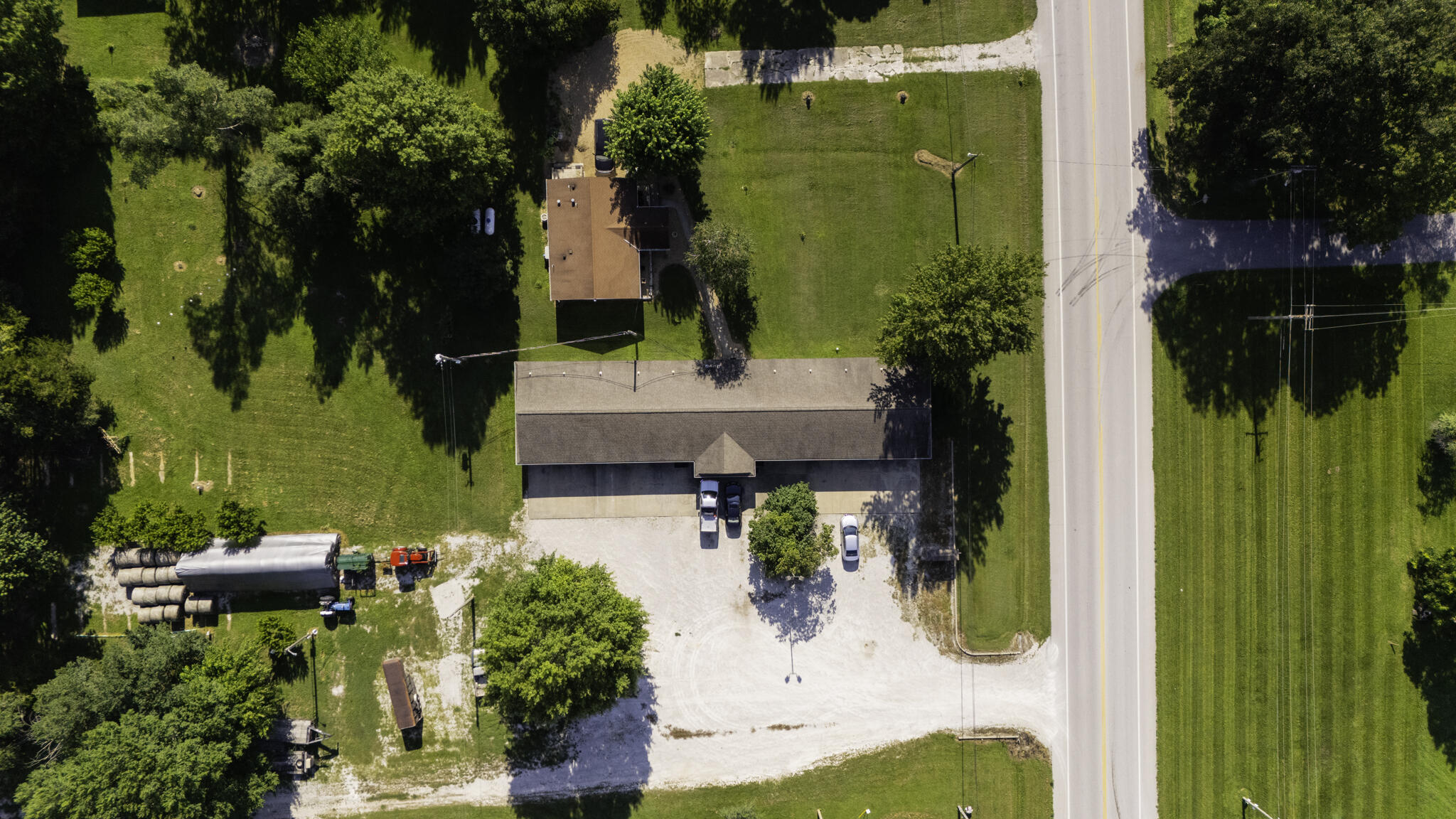 18787 Us Hwy 54 Property Photo 6