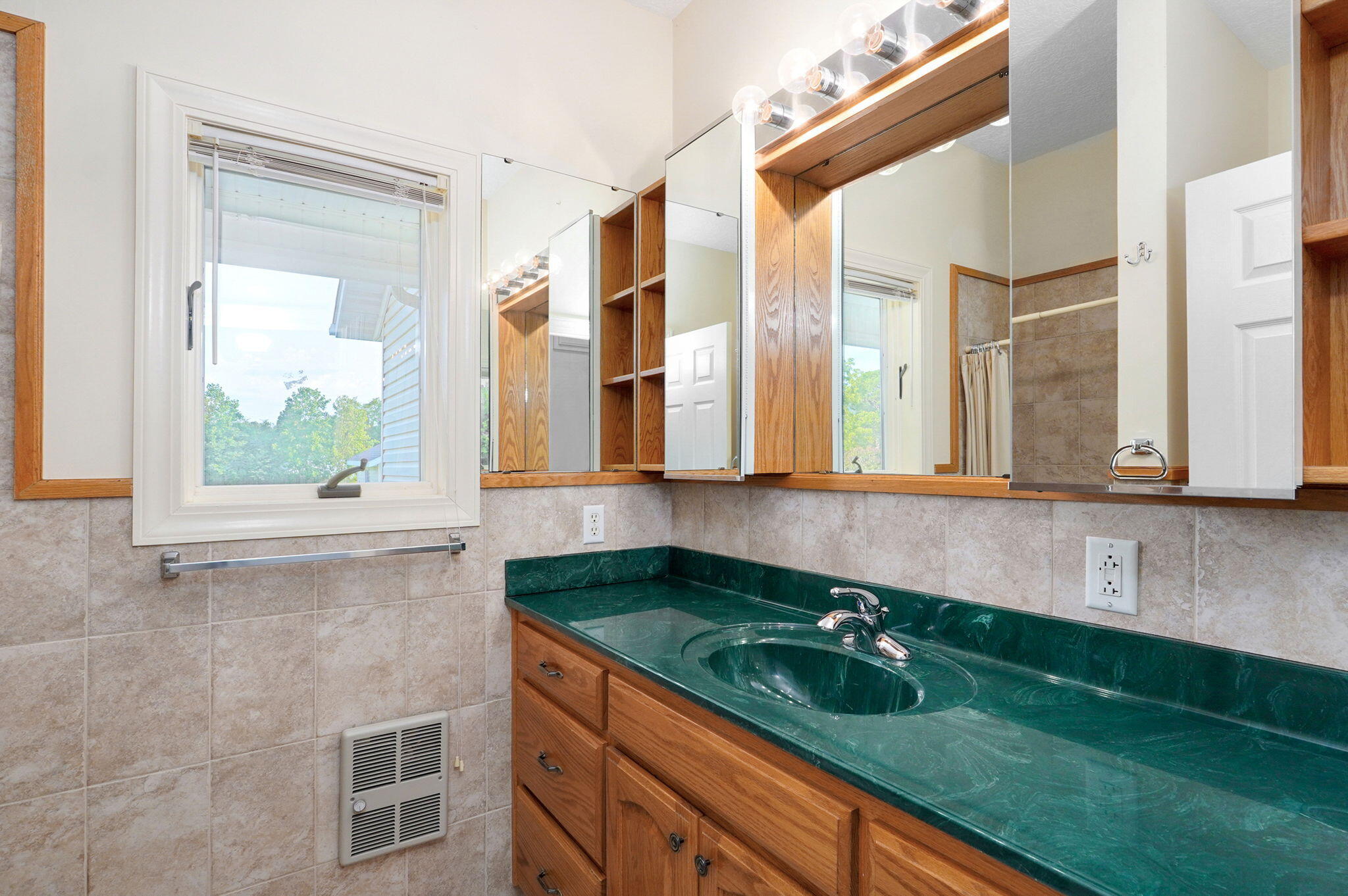 228 Maple Avenue Property Photo 30