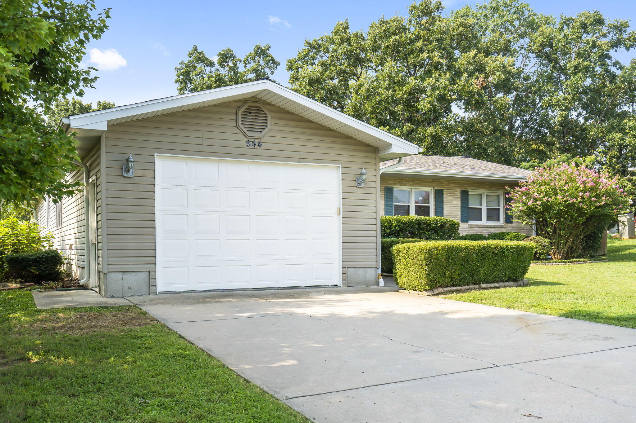 544 Ridgeview Drive Property Photo 5