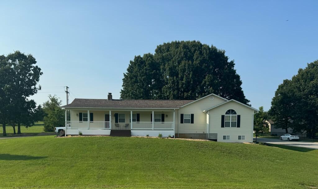 2245 Brookside Lane Property Photo 1