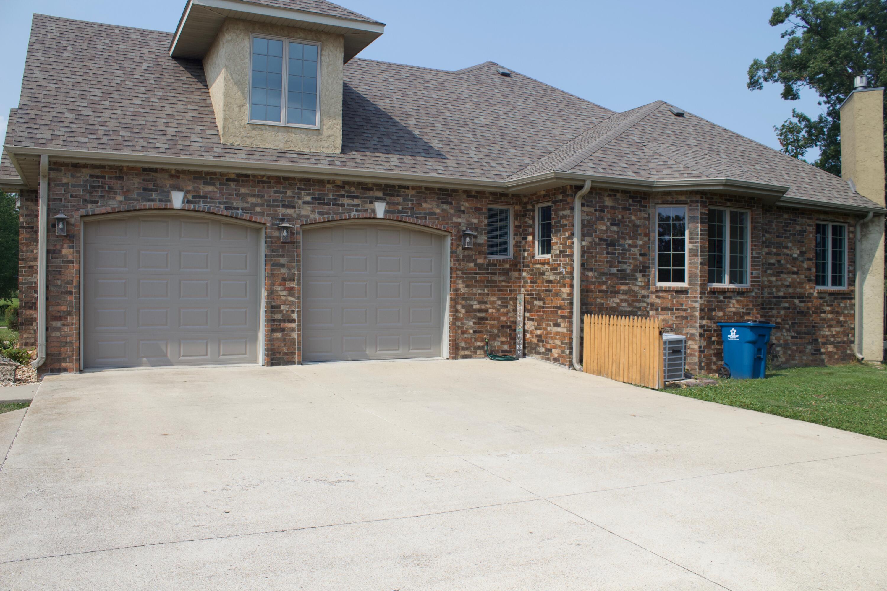 2444 Copperwood Drive Property Photo 7