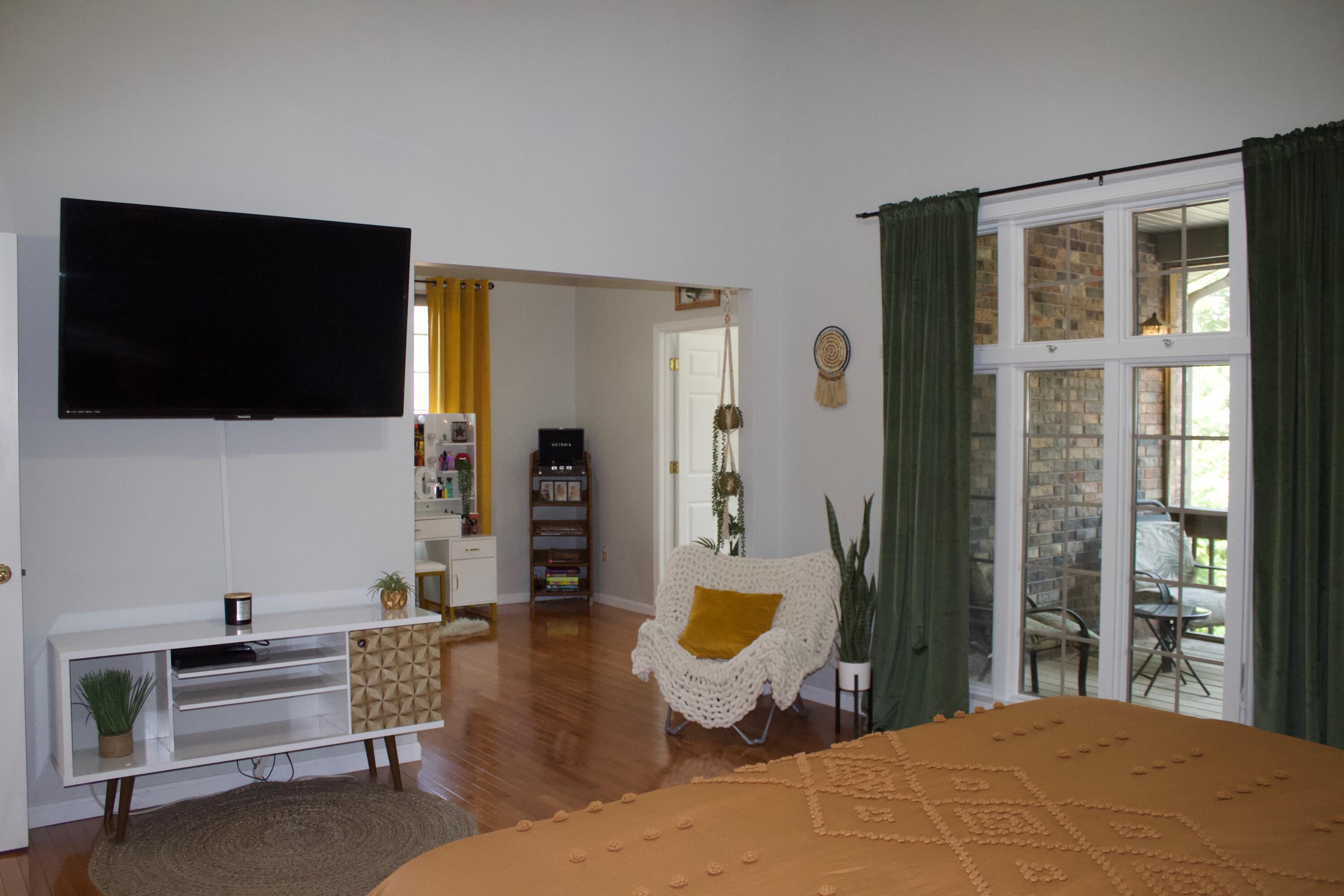 2444 Copperwood Drive Property Photo 14