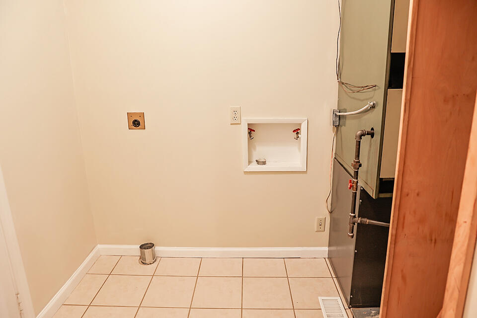 5120 East Farm Road 48 Property Photo 7