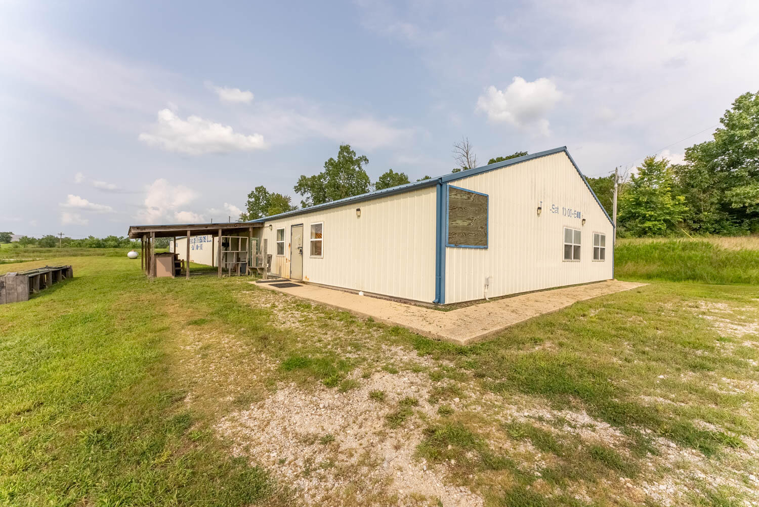 6926 State Route U Property Photo 3