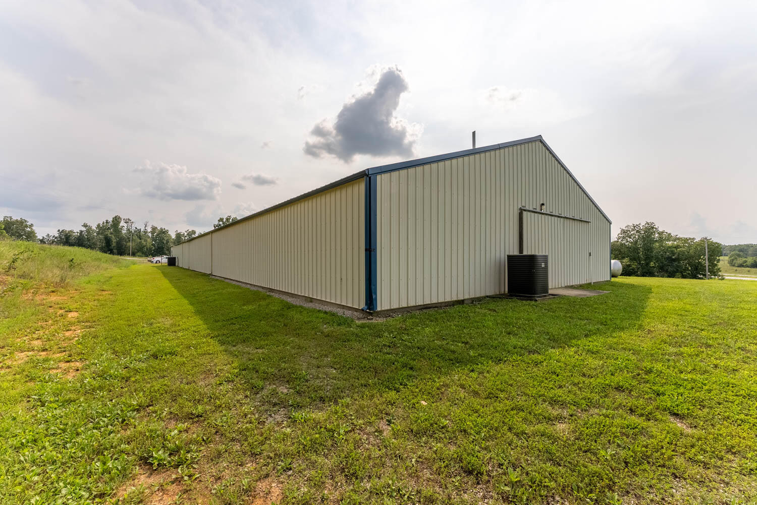 6926 State Route U Property Photo 5