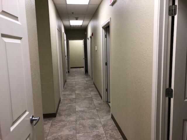 1330 North Commercial Street Property Photo 13