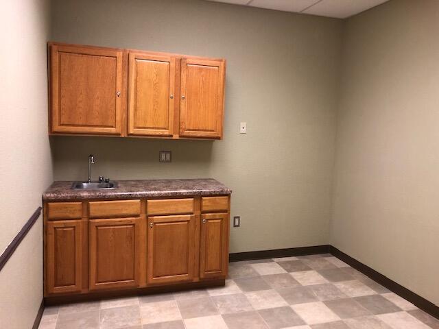 1330 North Commercial Street Property Photo 16