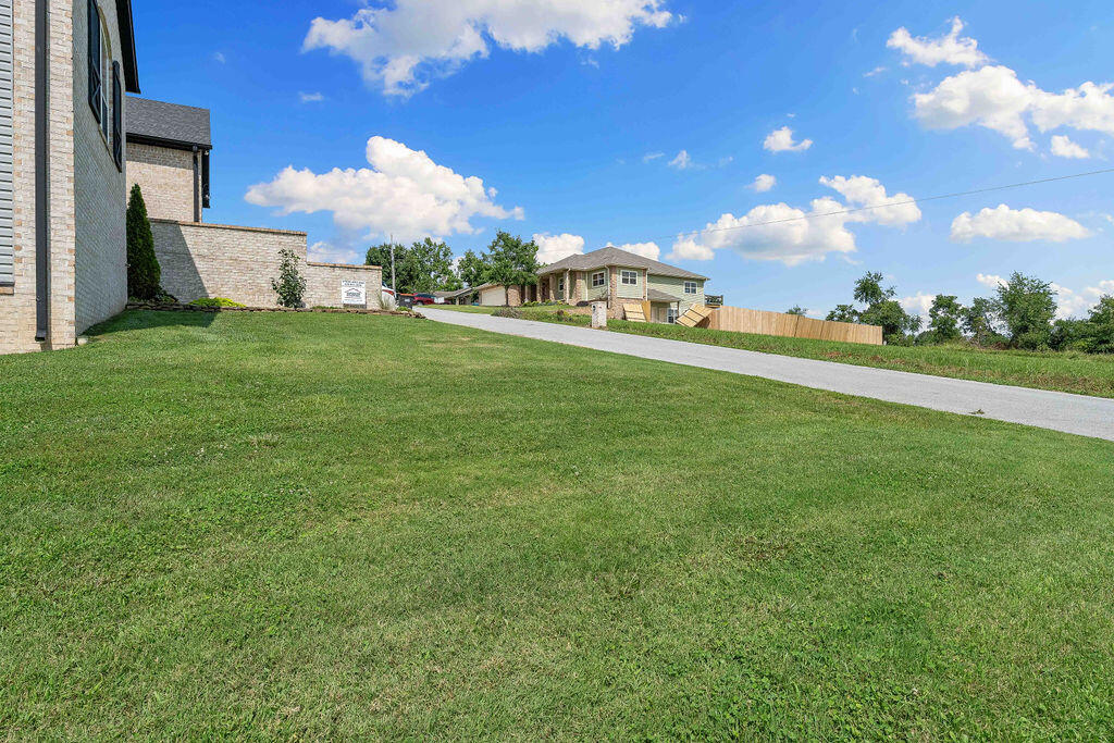 1106 Lake Road Drive Property Photo 25