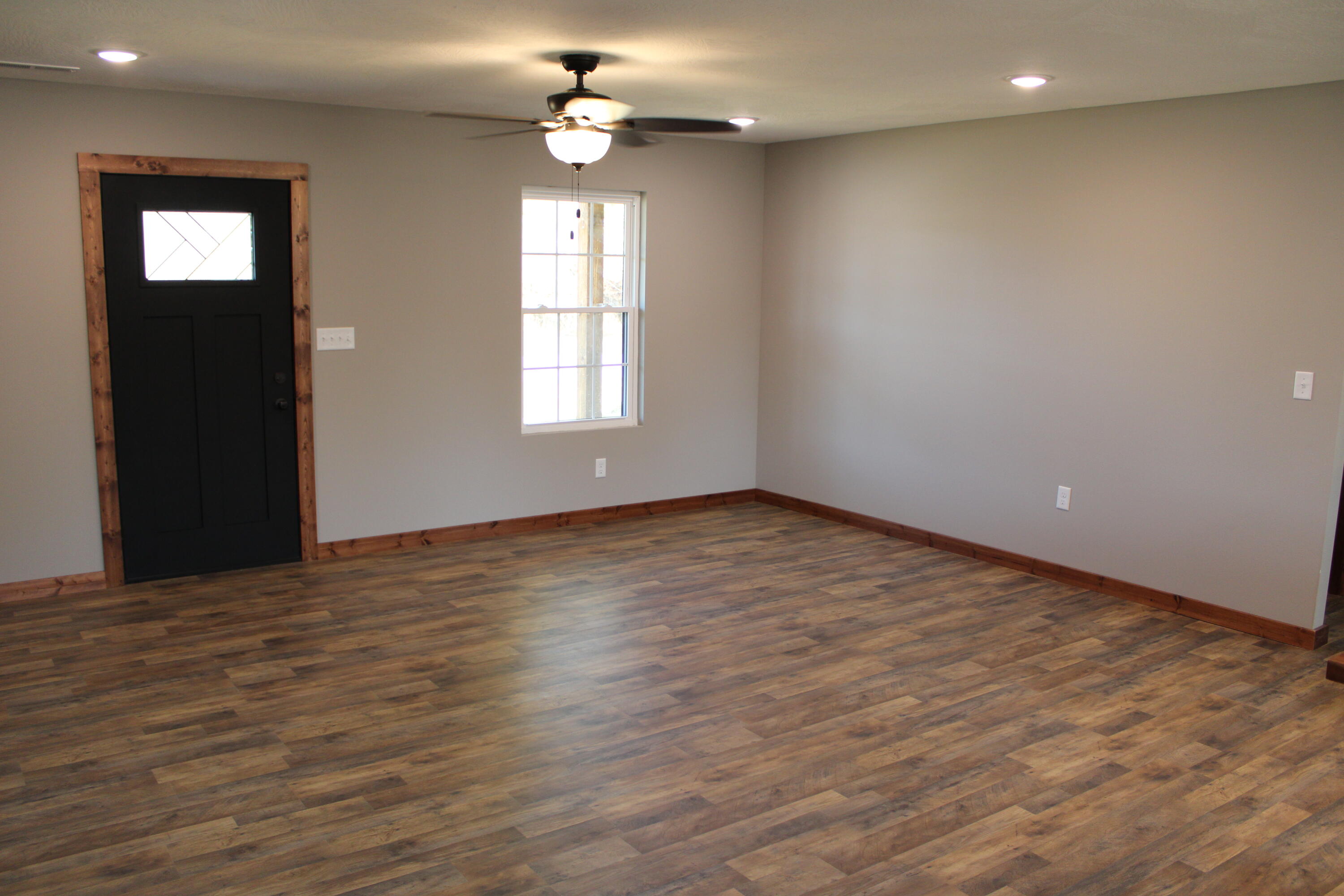 410 Park Street Property Photo 8