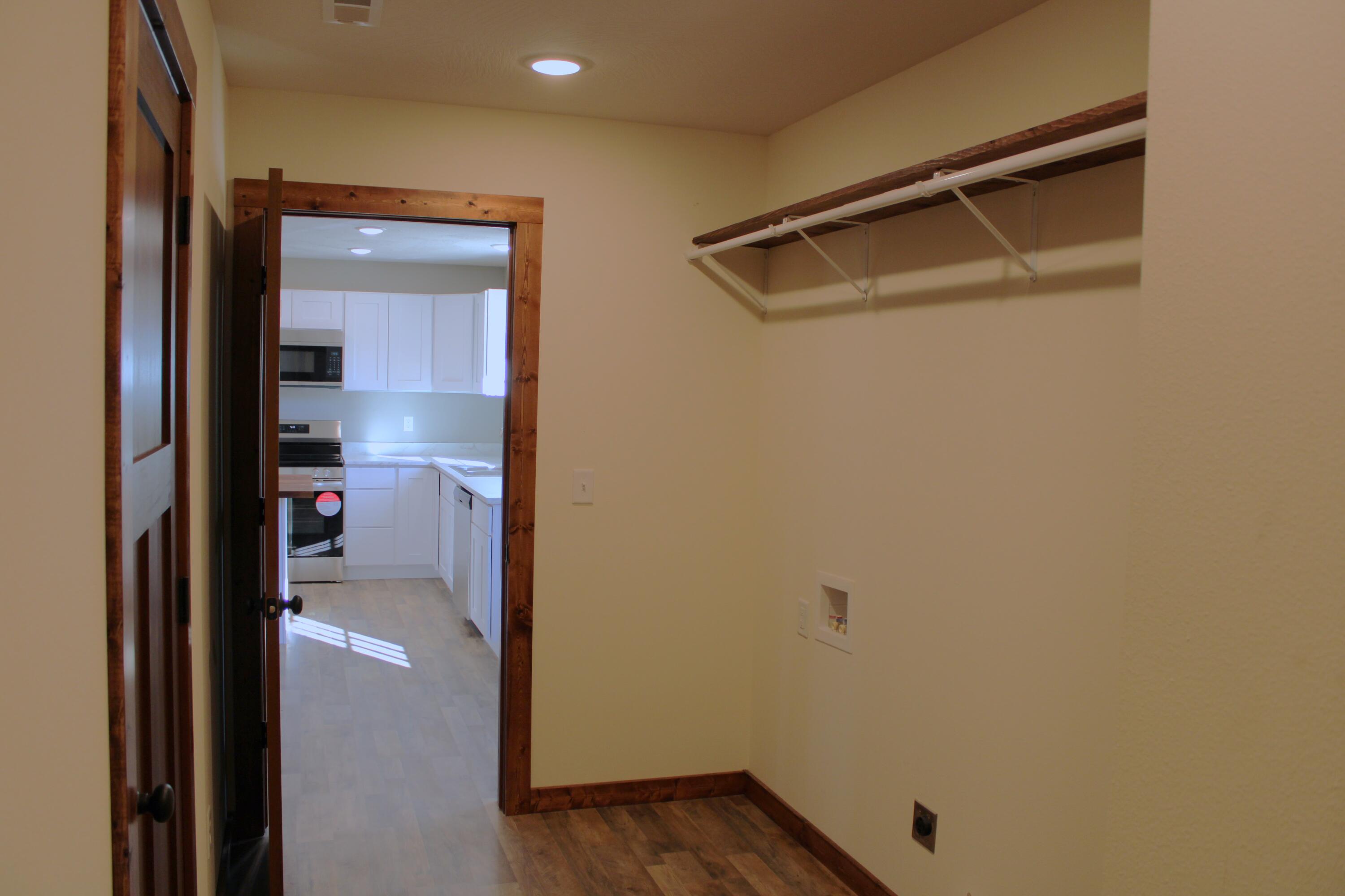 410 Park Street Property Photo 11