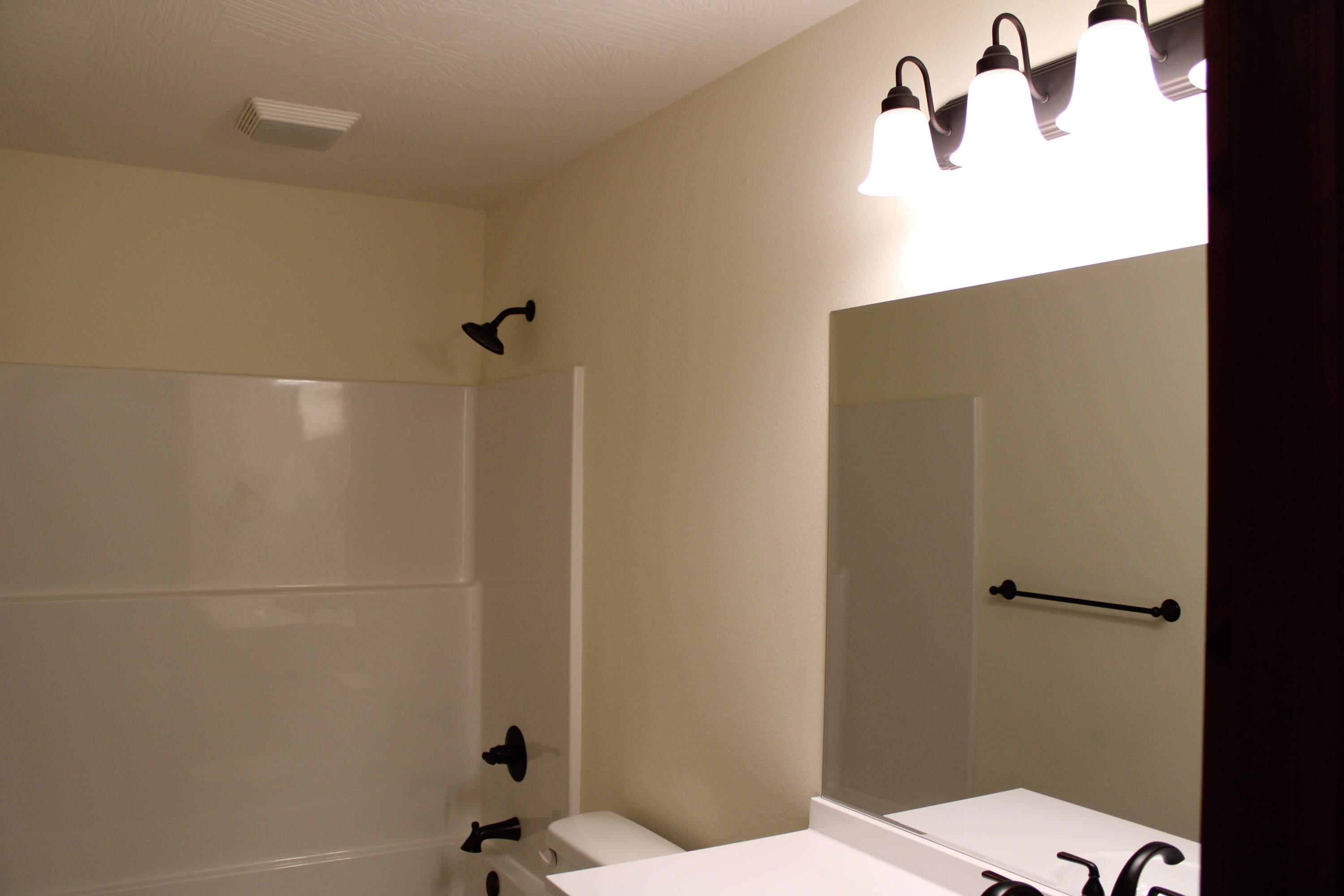410 Park Street Property Photo 13