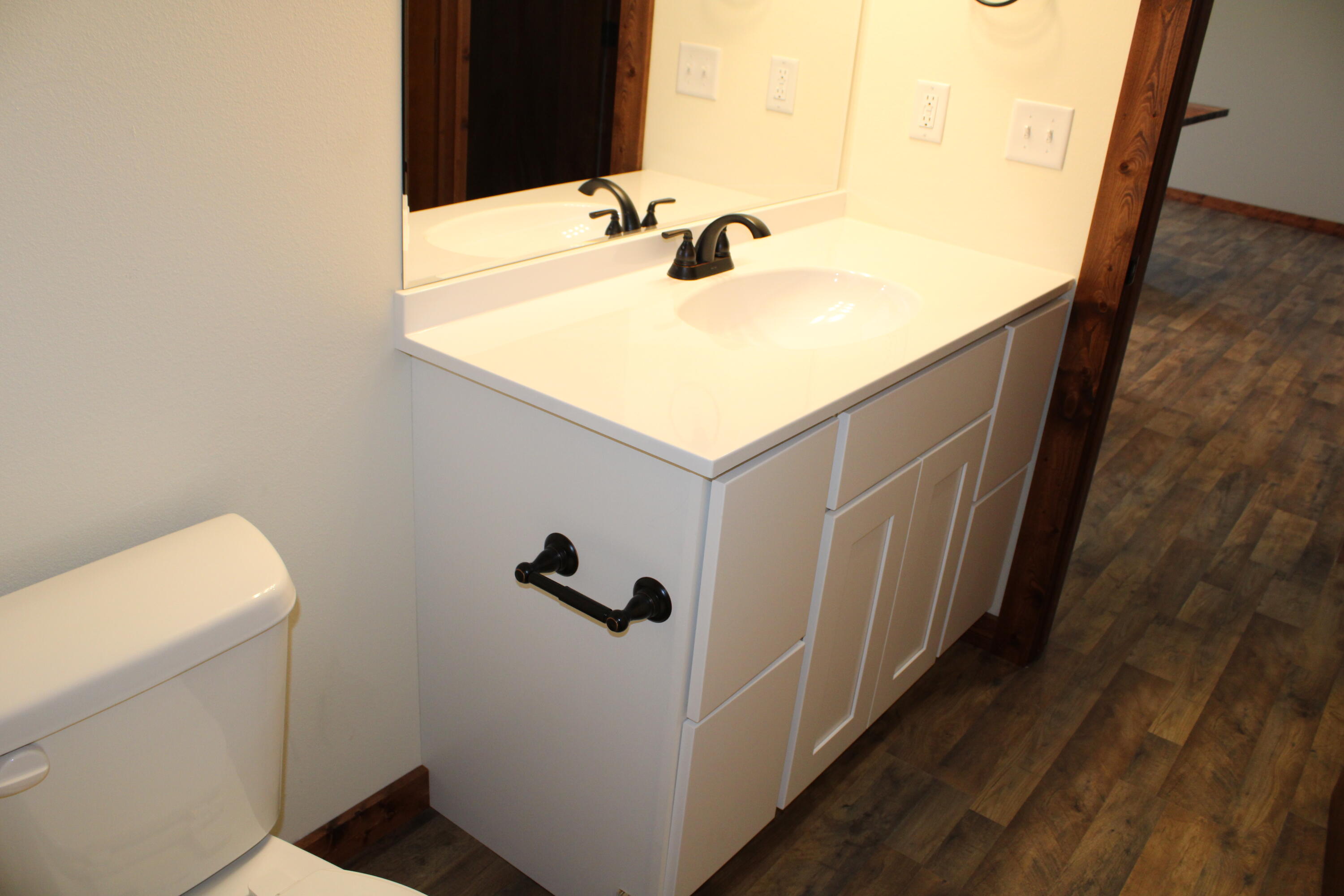 410 Park Street Property Photo 15