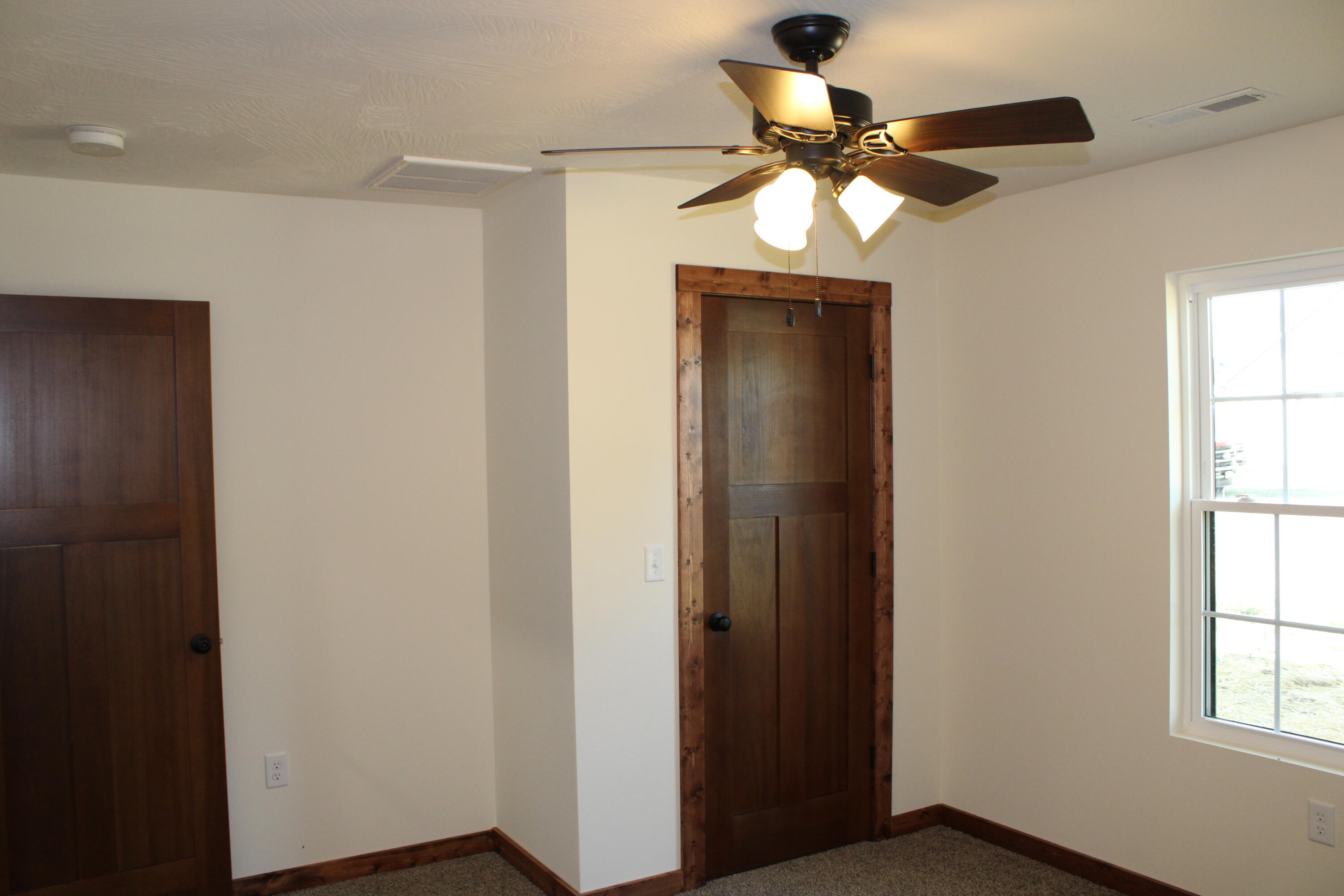 410 Park Street Property Photo 17