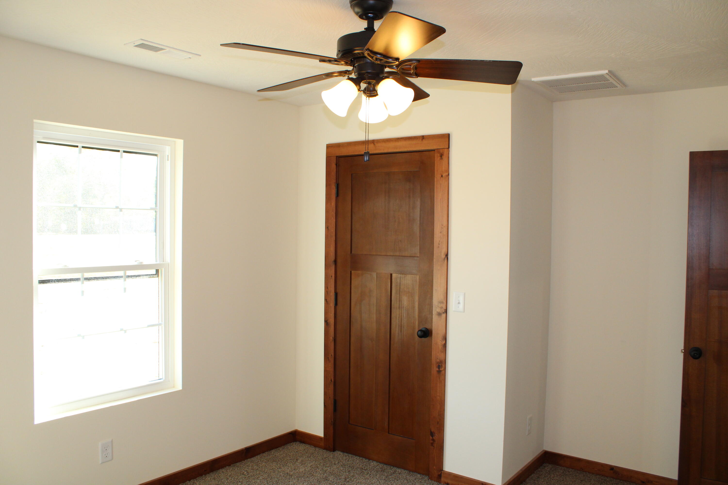 410 Park Street Property Photo 19