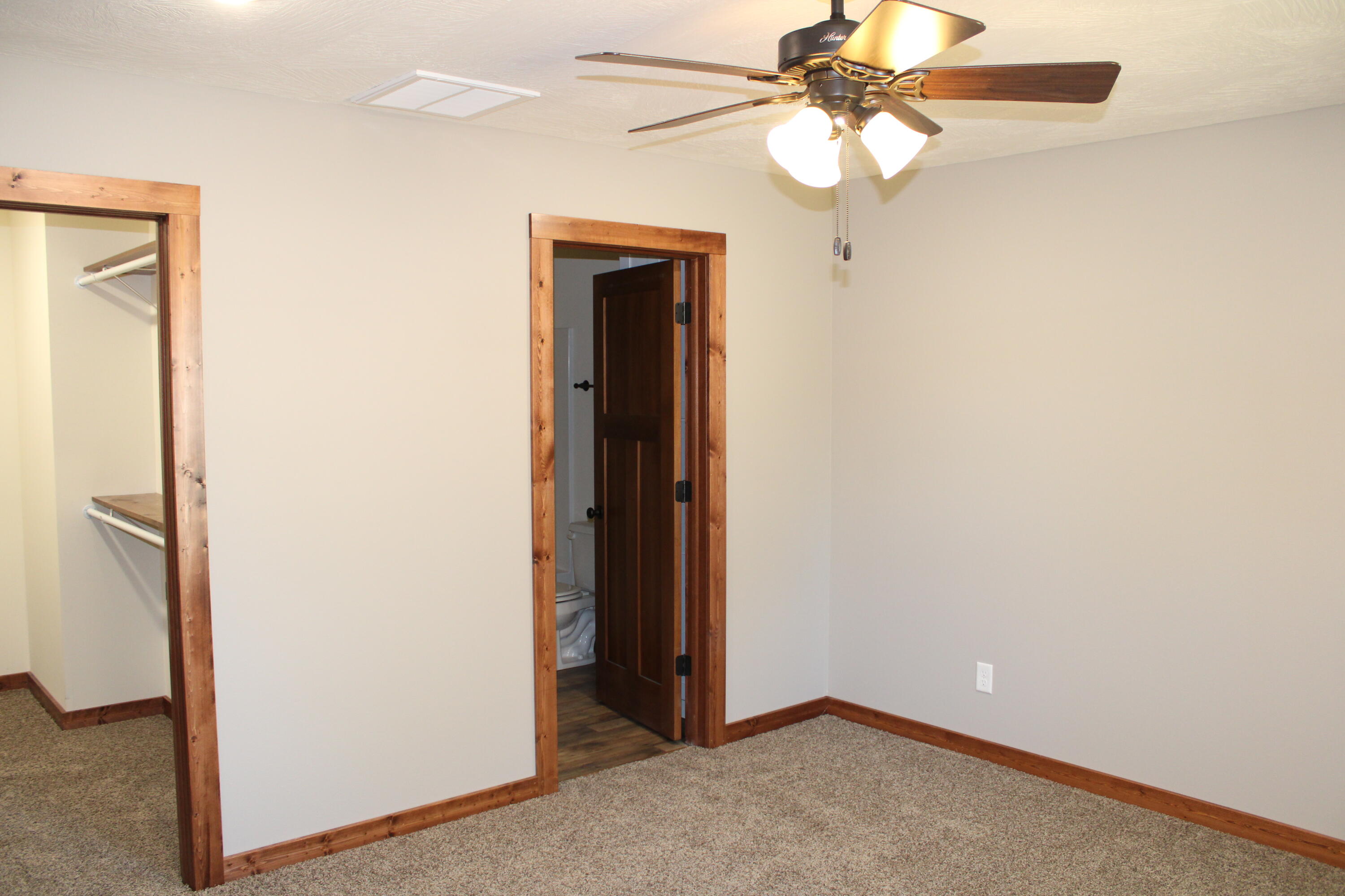 410 Park Street Property Photo 22