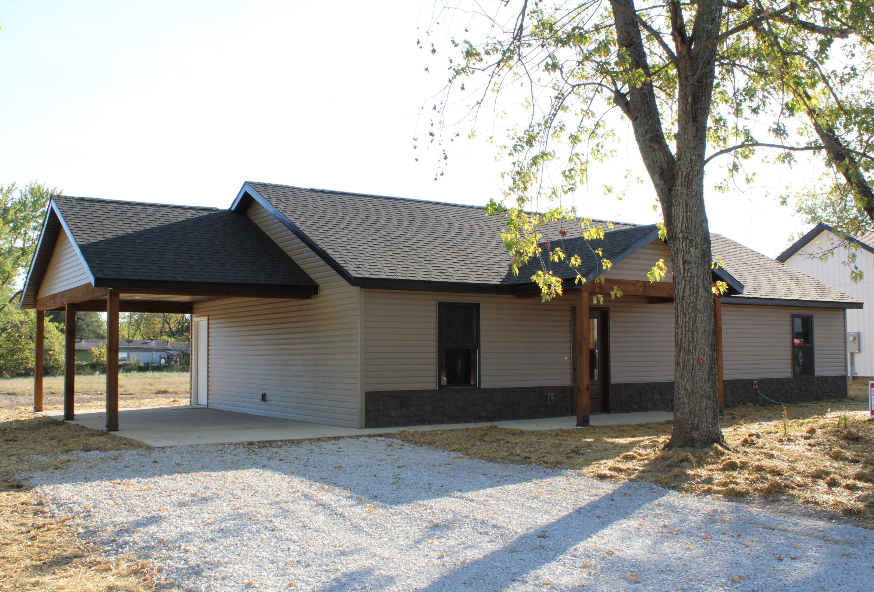 430 Park Street Property Photo 1