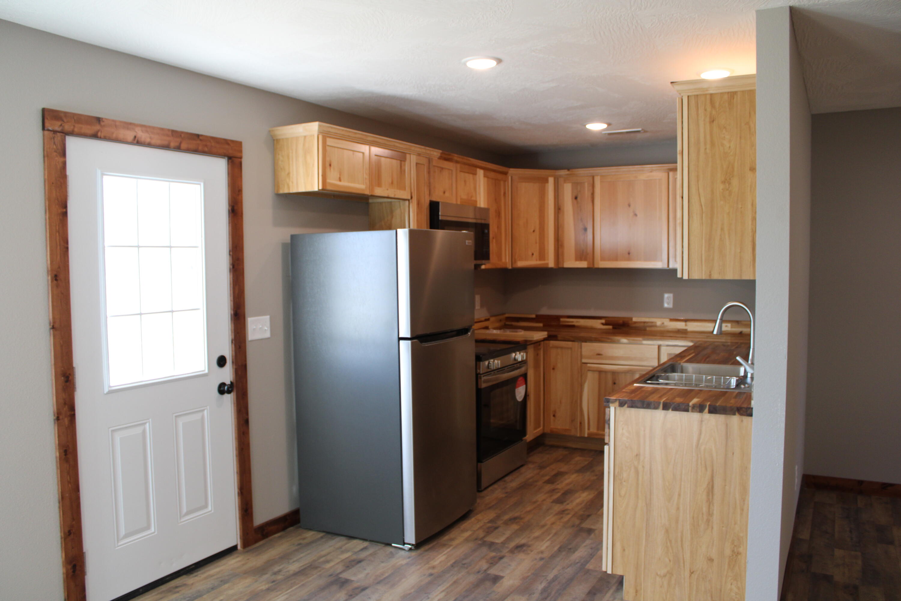 430 Park Street Property Photo 8