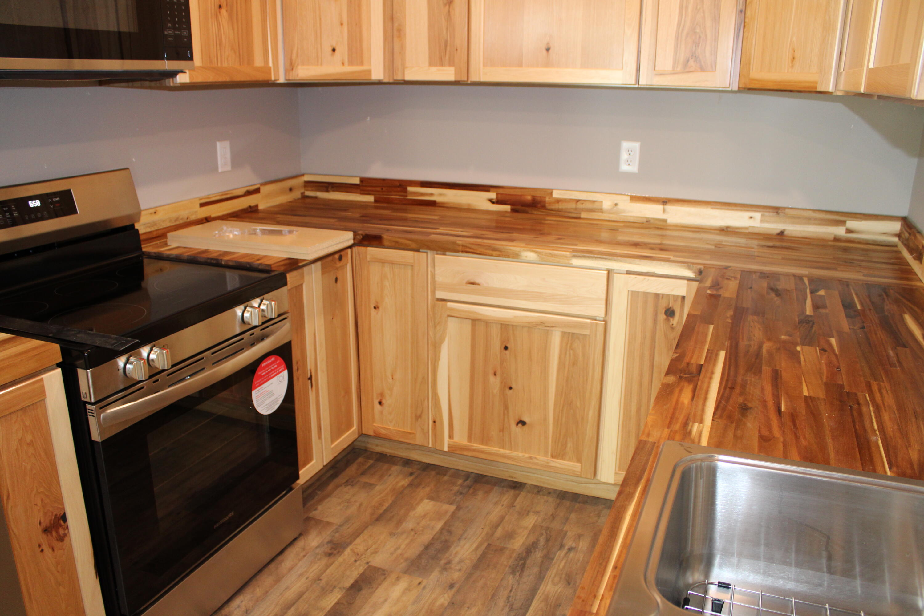 430 Park Street Property Photo 9
