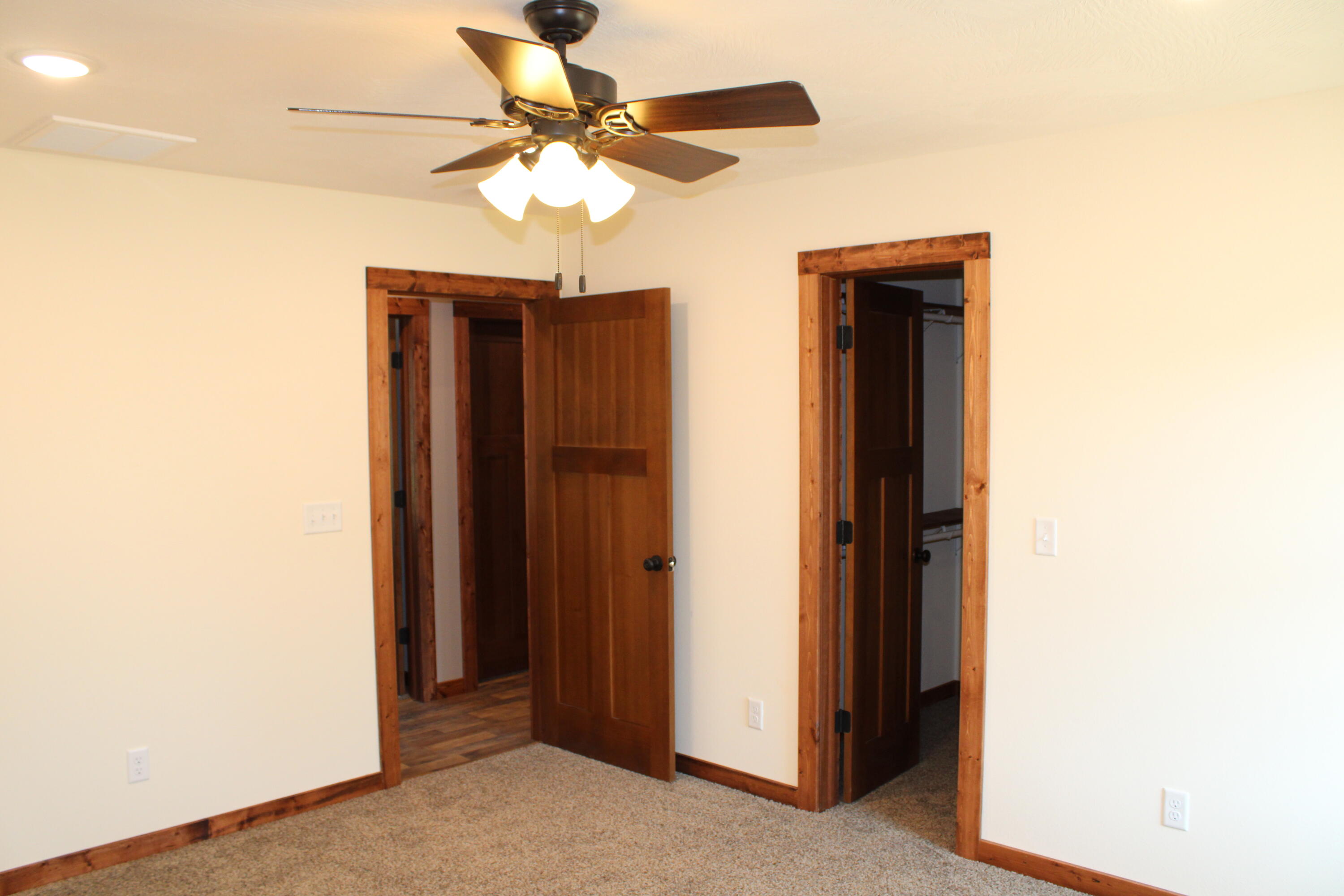 430 Park Street Property Photo 24
