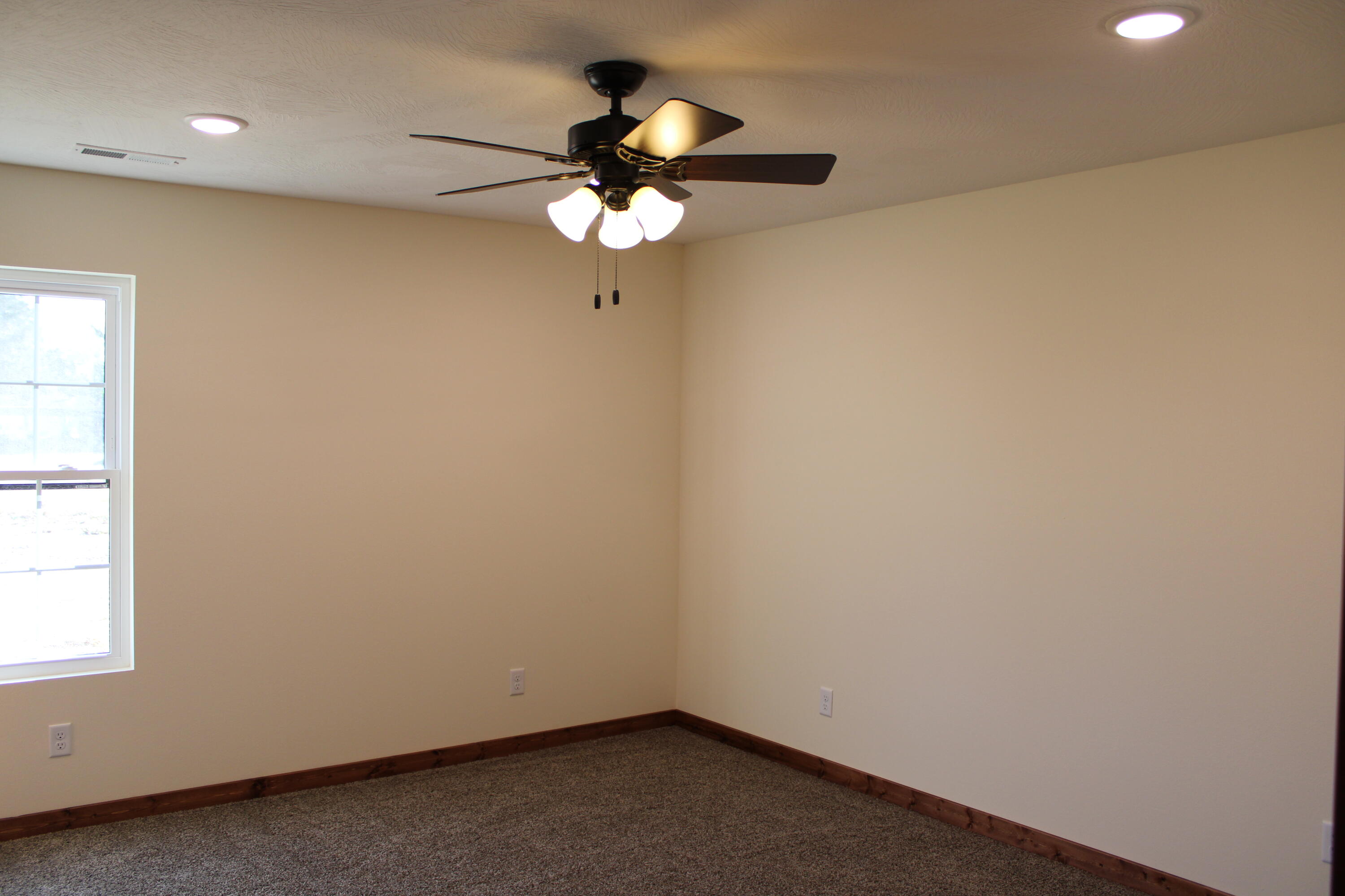 430 Park Street Property Photo 27