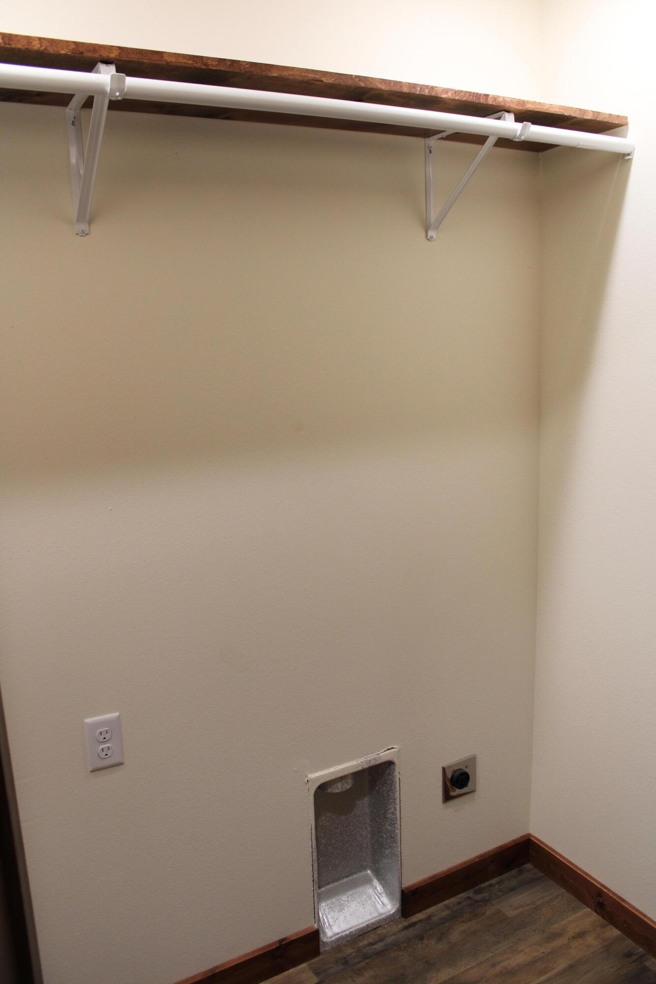 430 Park Street Property Photo 29