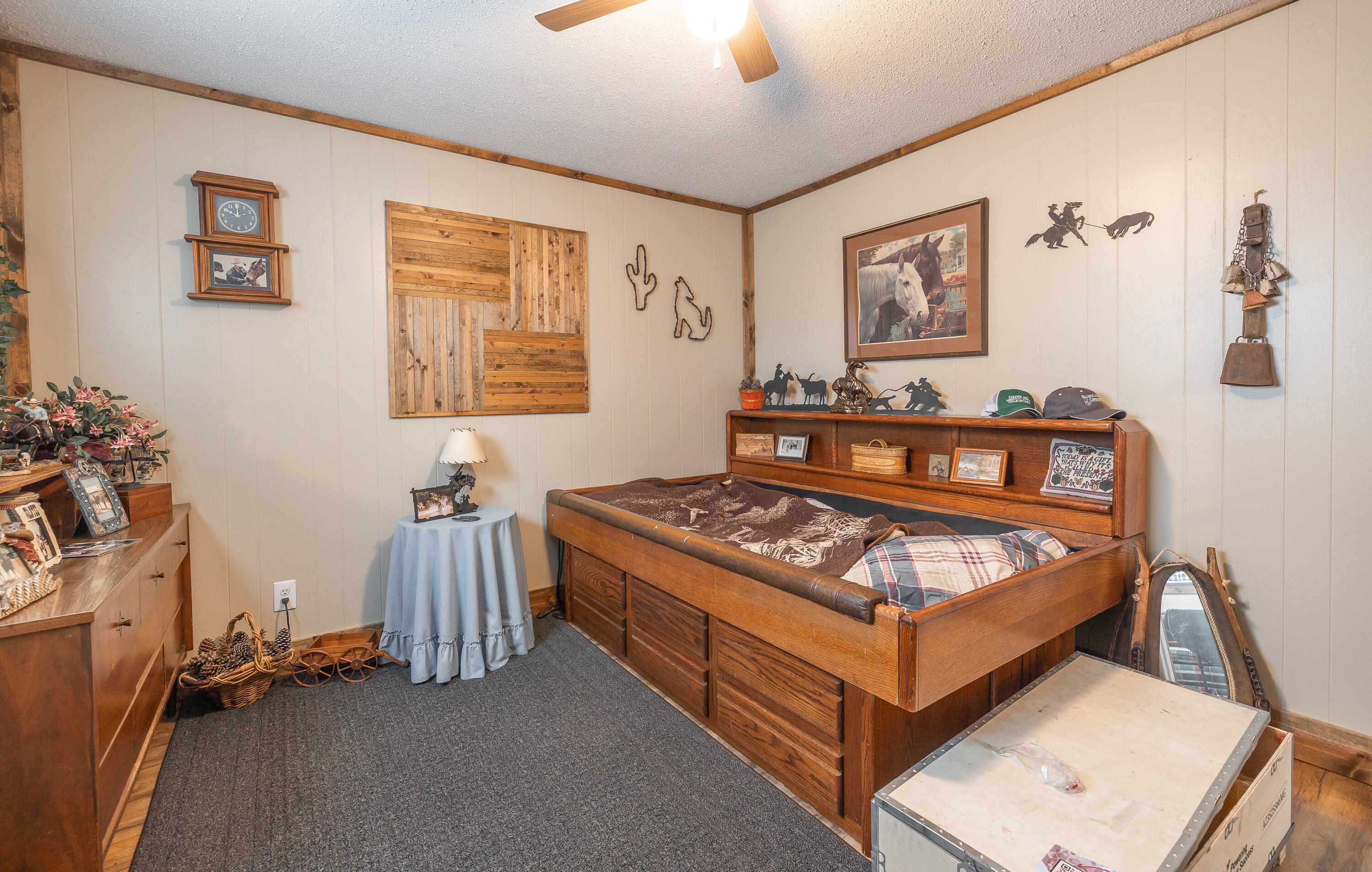 956 County Road 2470 Property Photo 20