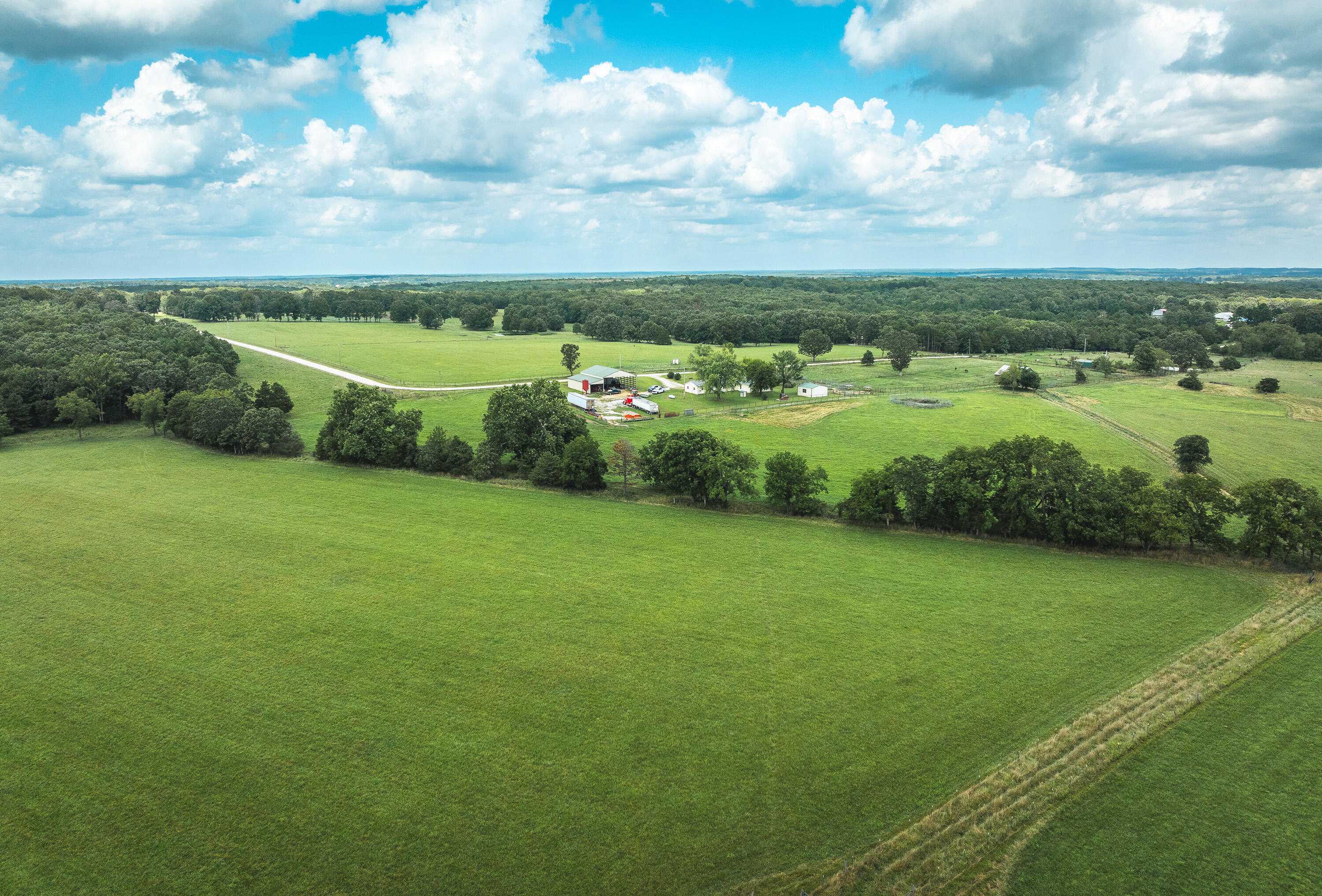 956 County Road 2470 Property Photo 40