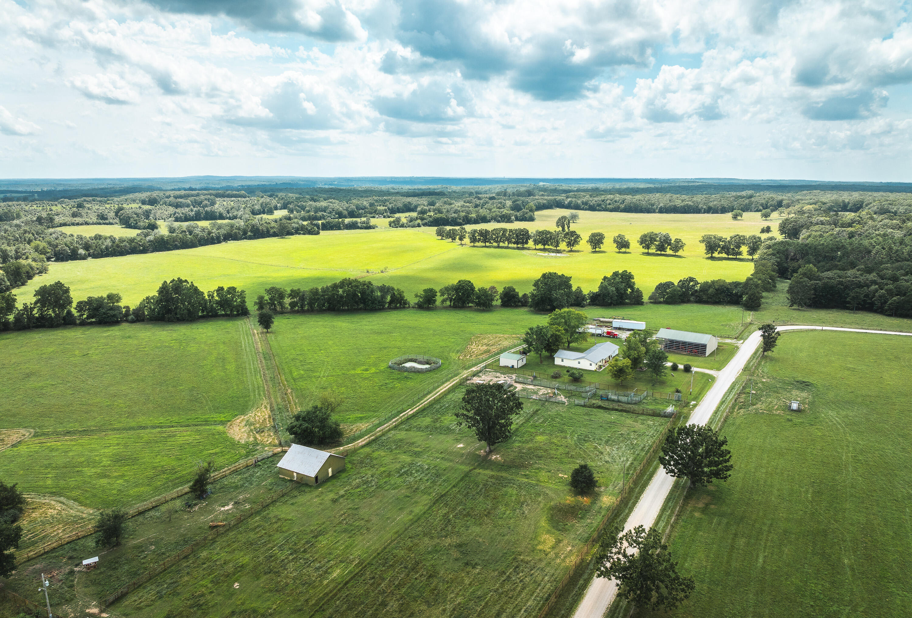 956 County Road 2470 Property Photo 57