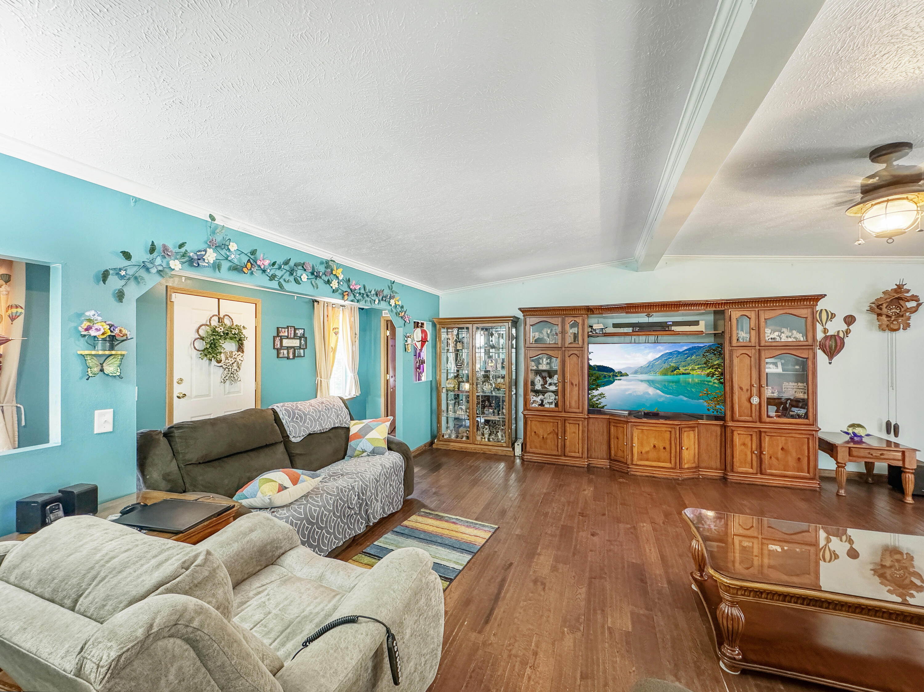 24960 Mcclurg Drive Property Photo 10