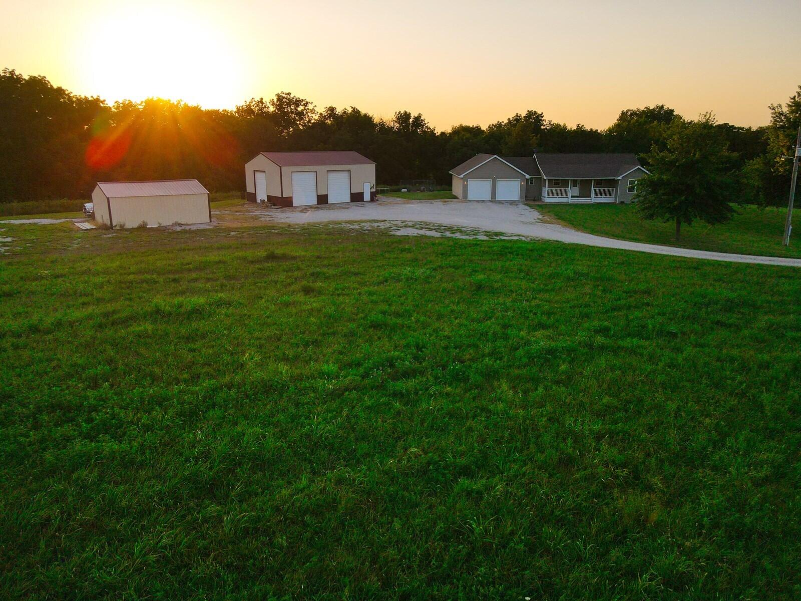 1324 South 601 Road Property Photo 11