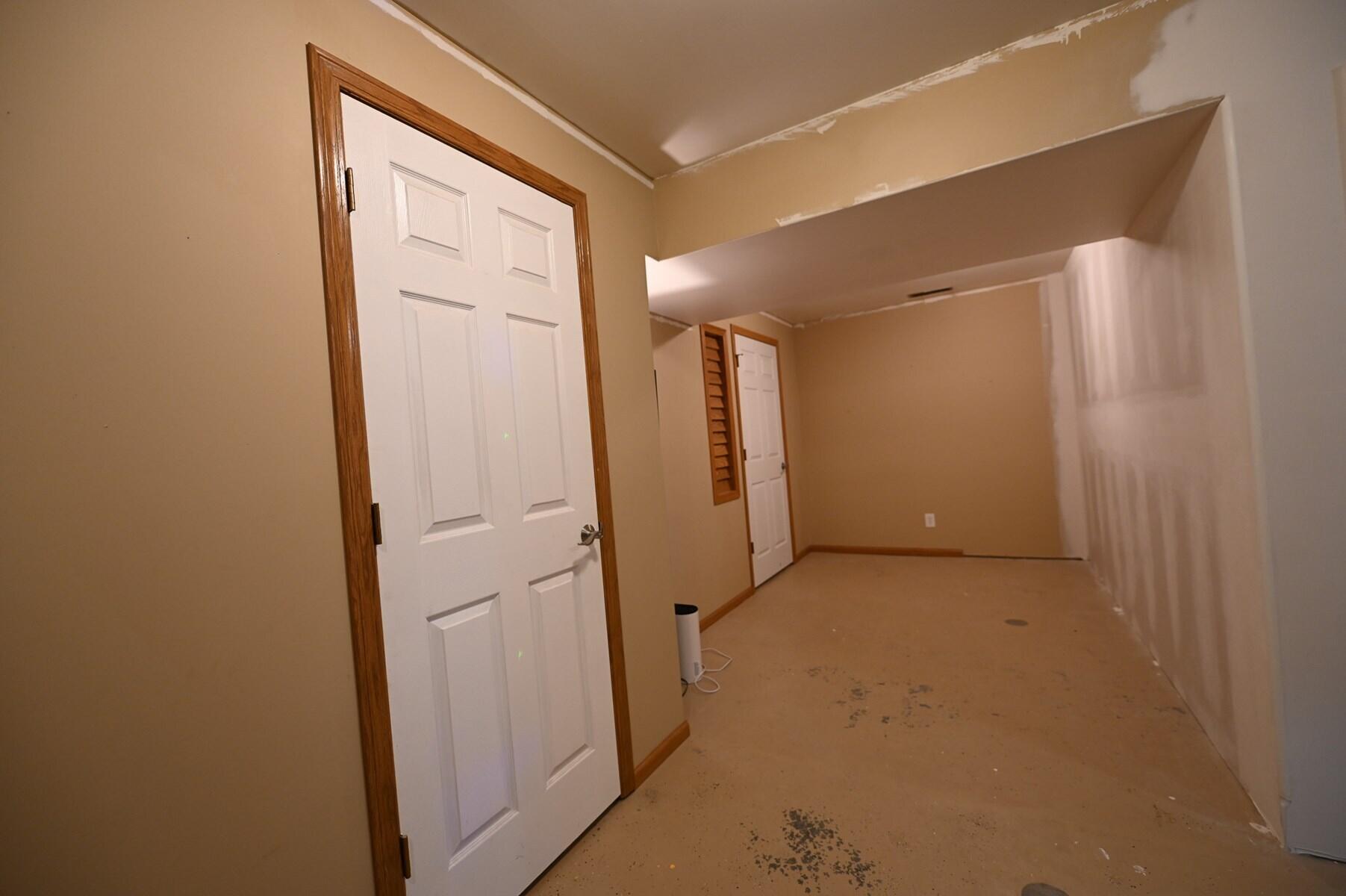 1324 South 601 Road Property Photo 26