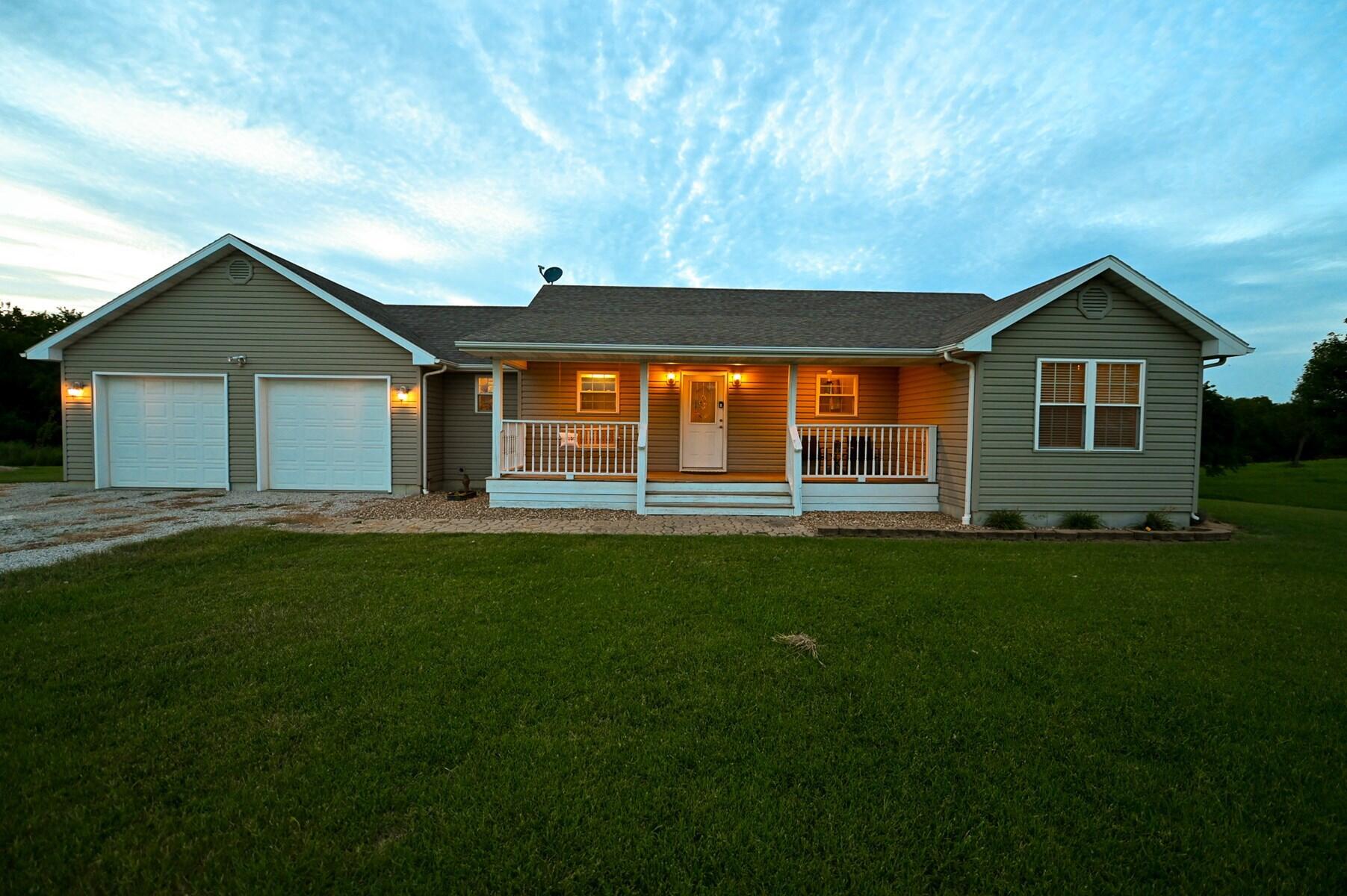 1324 South 601 Road Property Photo 33