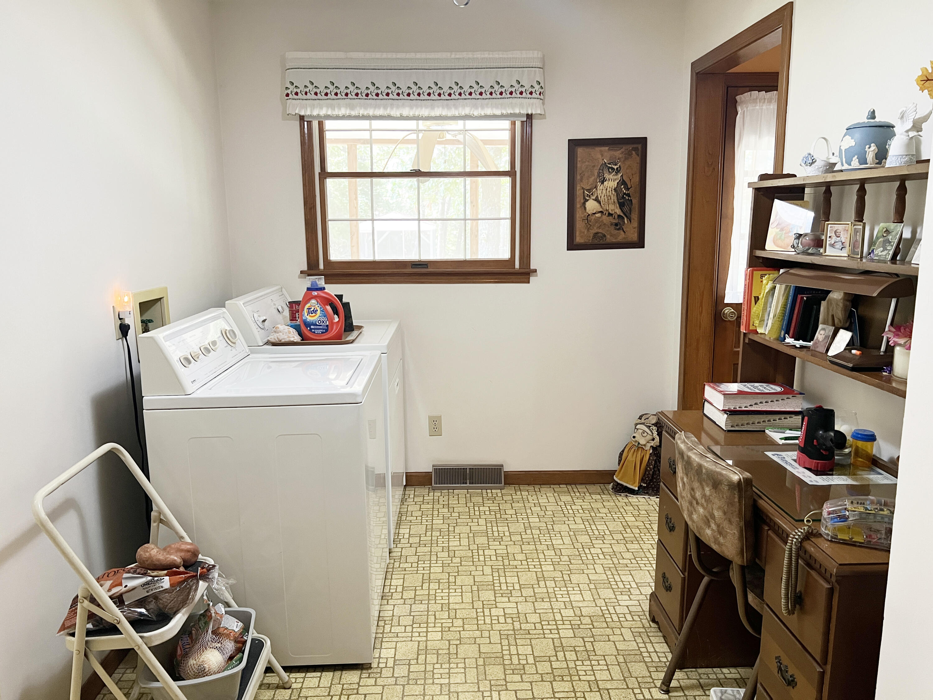 24037 County Road 287 Property Photo 15