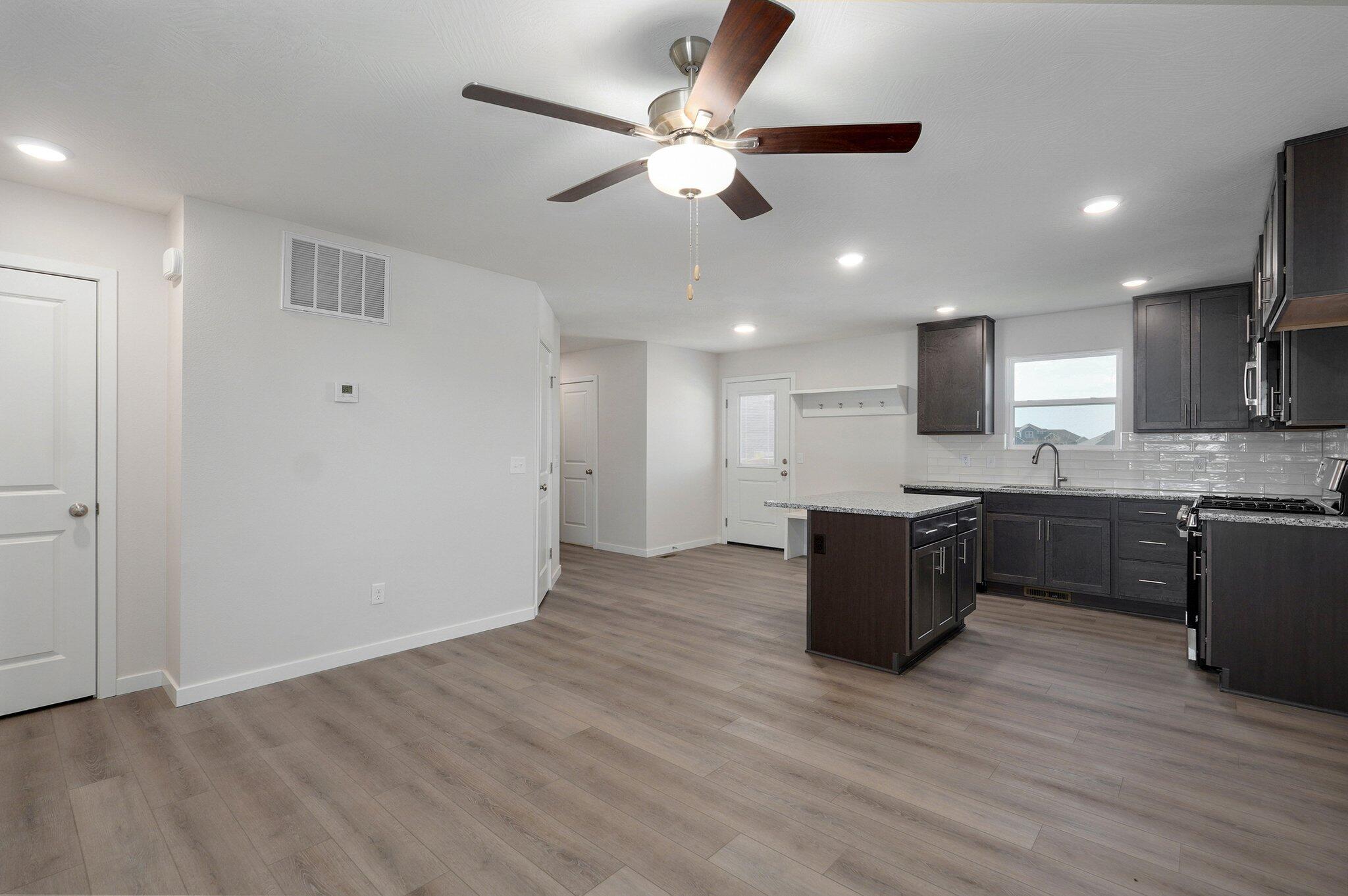 1682 East Macon Street Property Photo 10