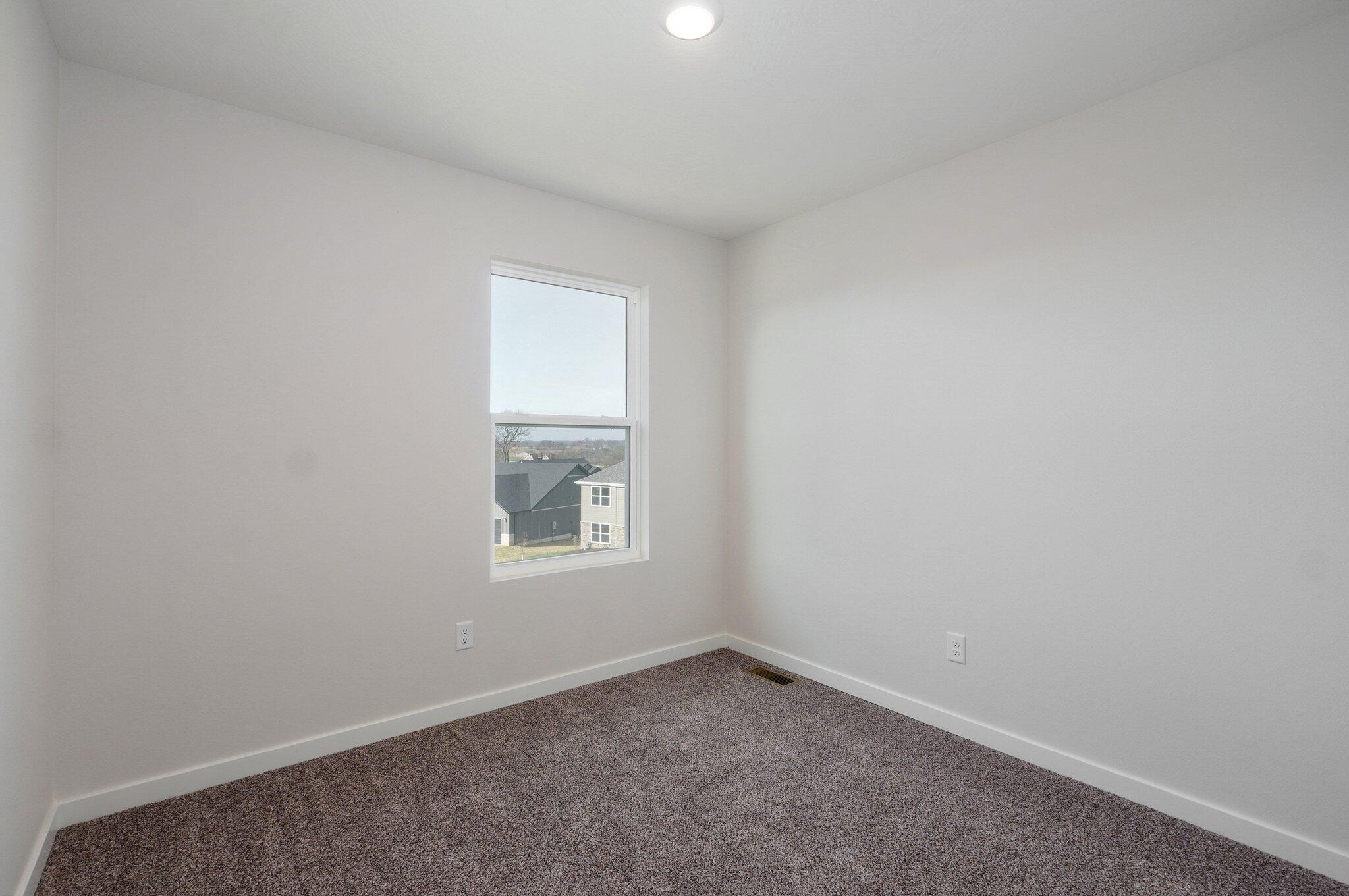 1682 East Macon Street Property Photo 18