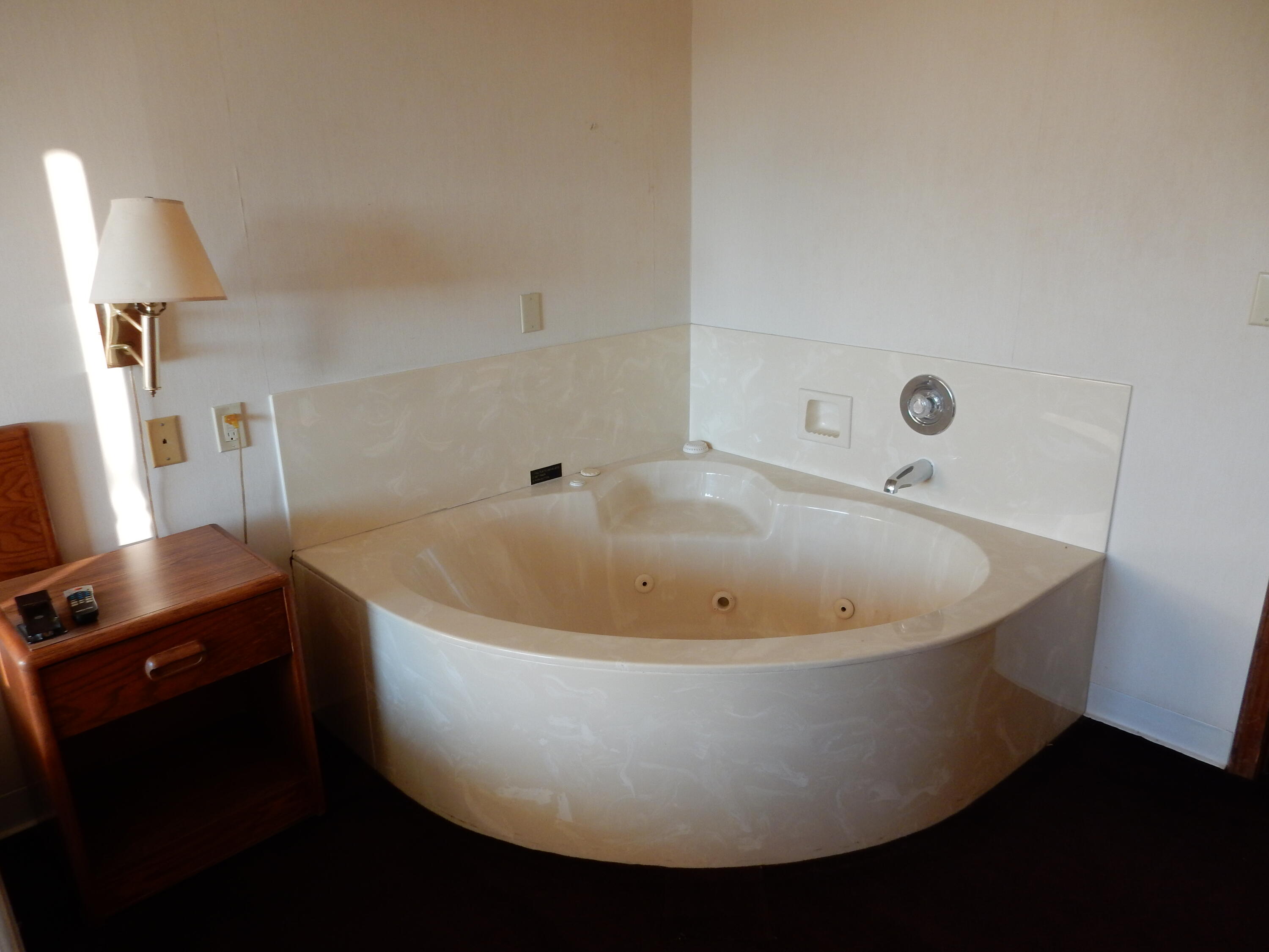 3500 Green Mountain Drive Property Photo 12