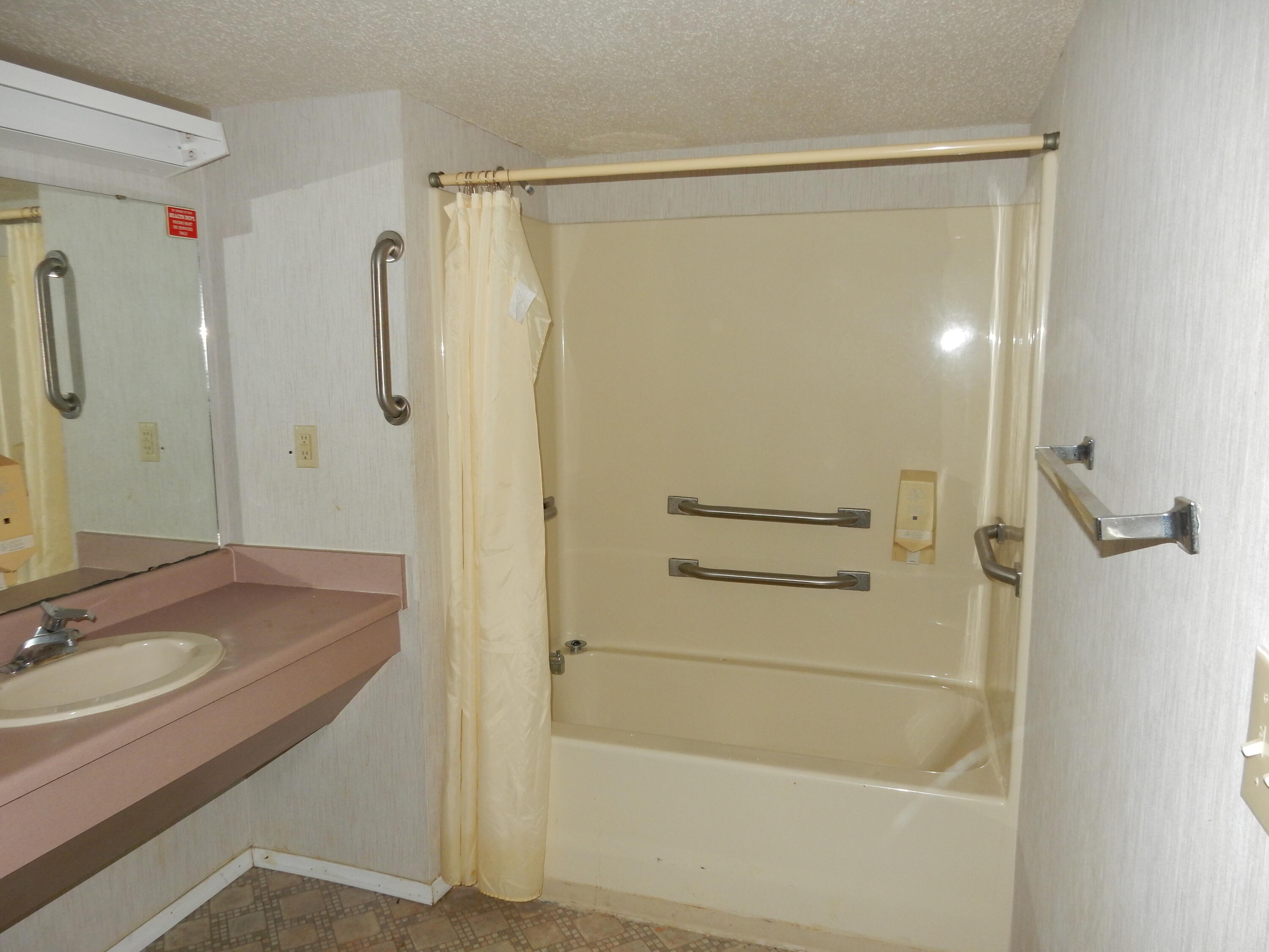 3500 Green Mountain Drive Property Photo 18