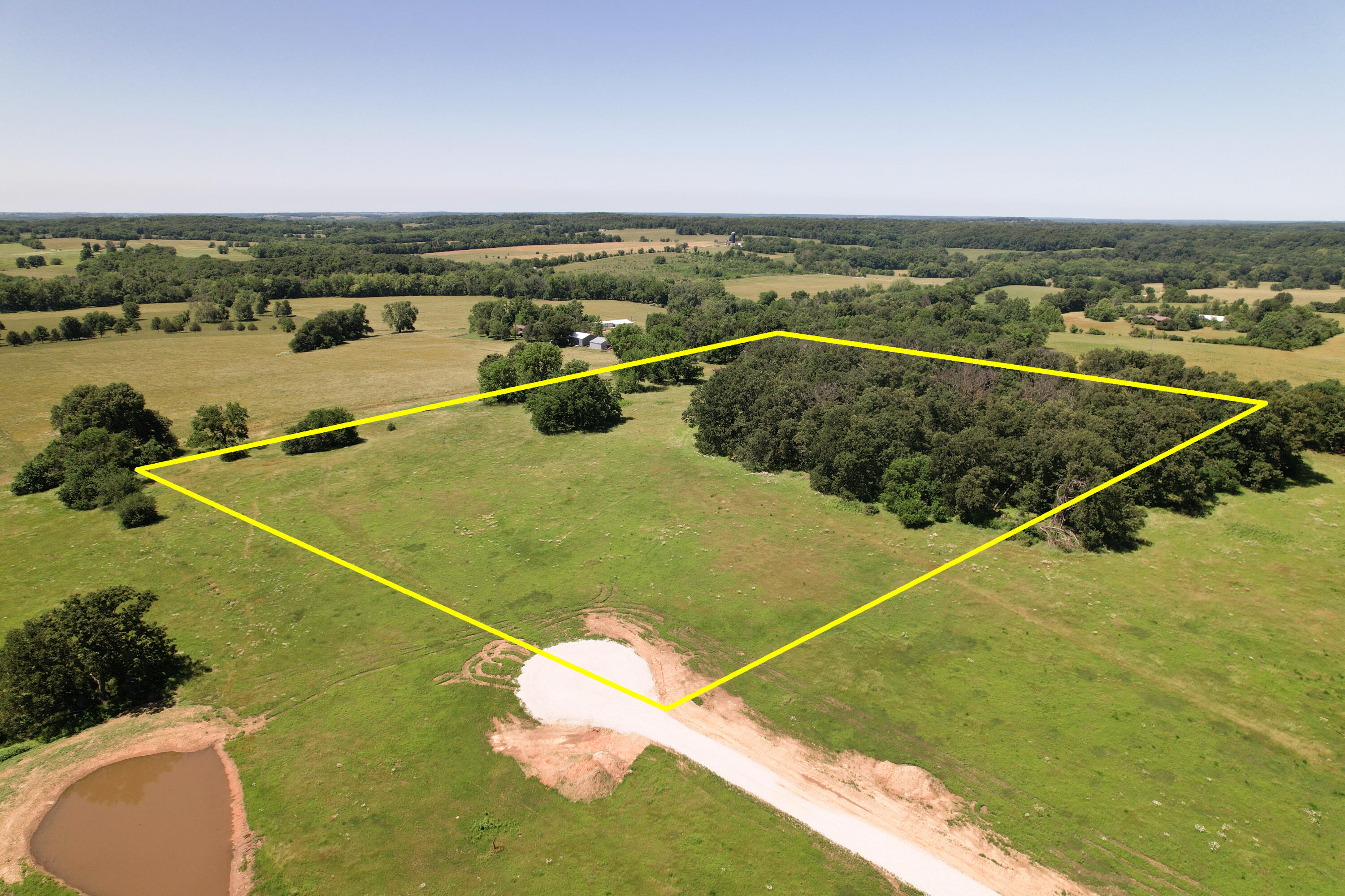005 East Highway 32 Property Photo 1