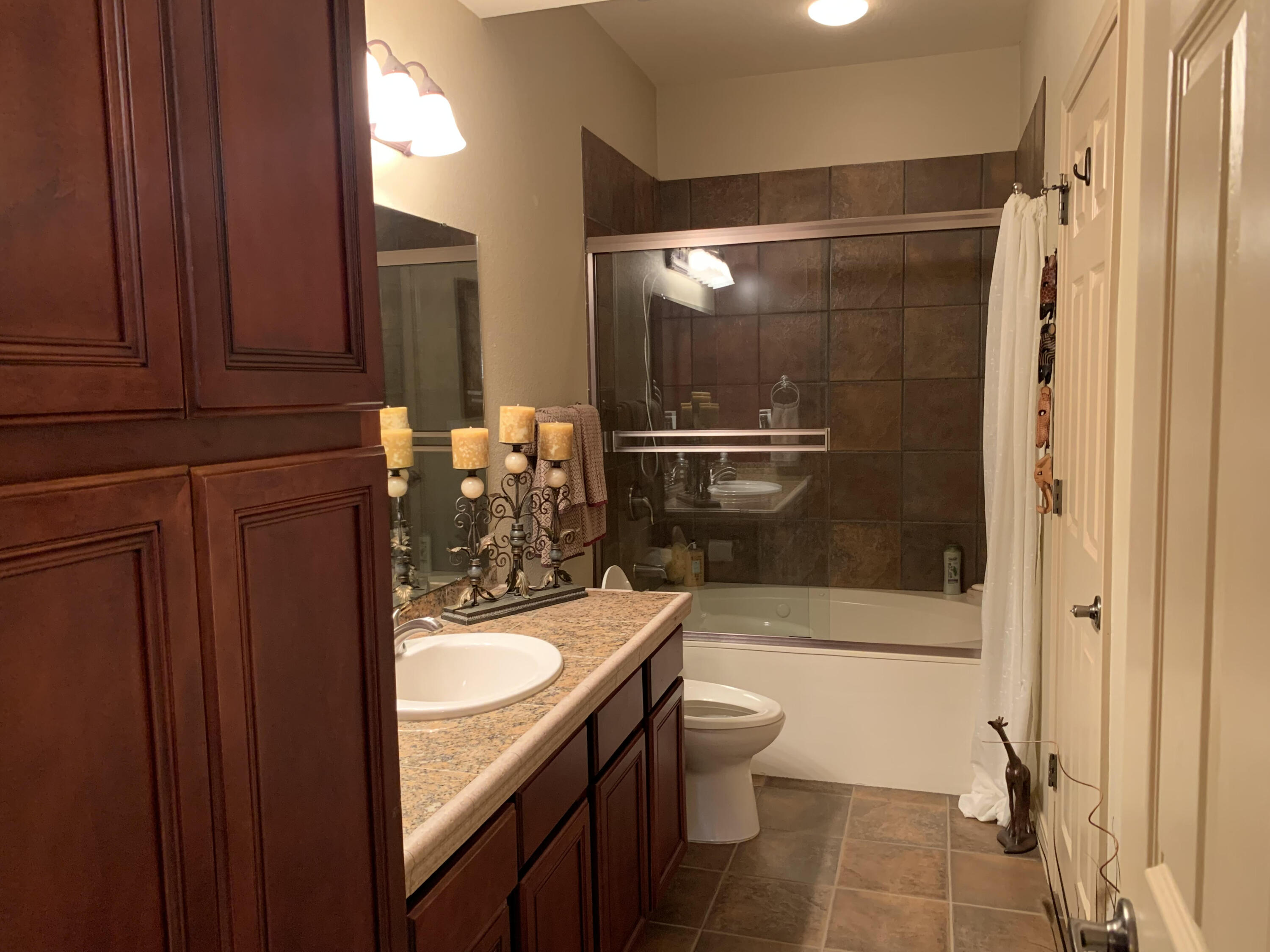 201 Golf View Drive Property Photo 15