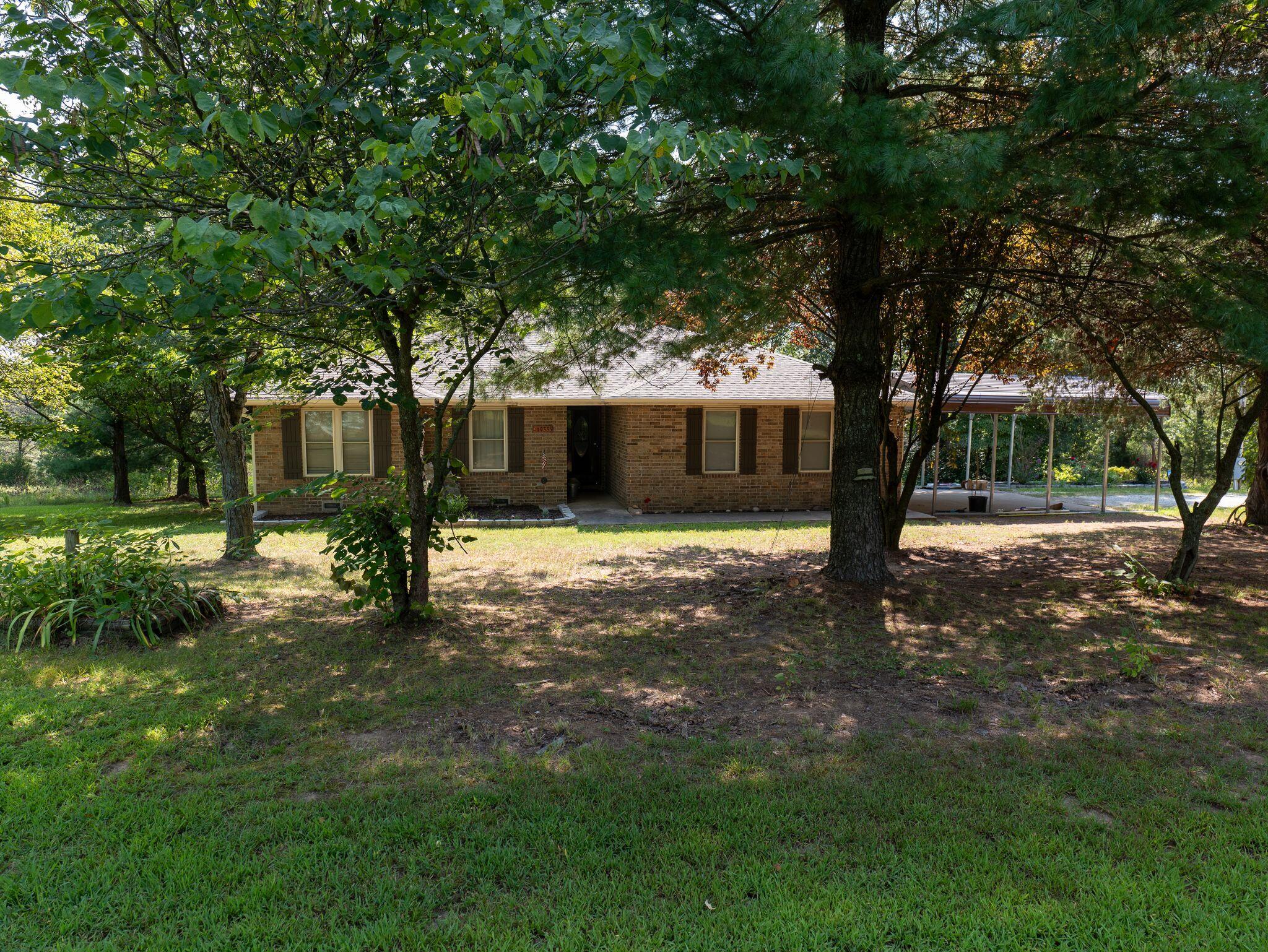 19335 South 2125 Road Property Photo 4