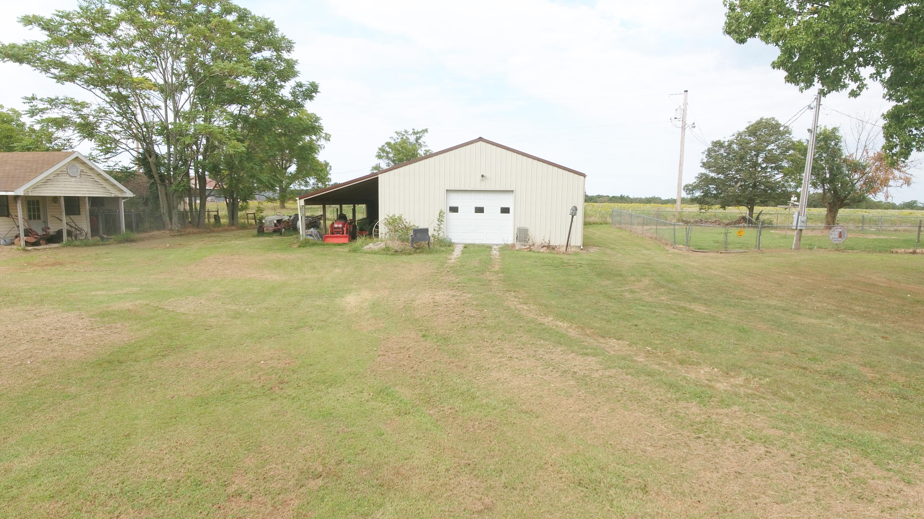 2709 Us Highway 65 Property Photo 8