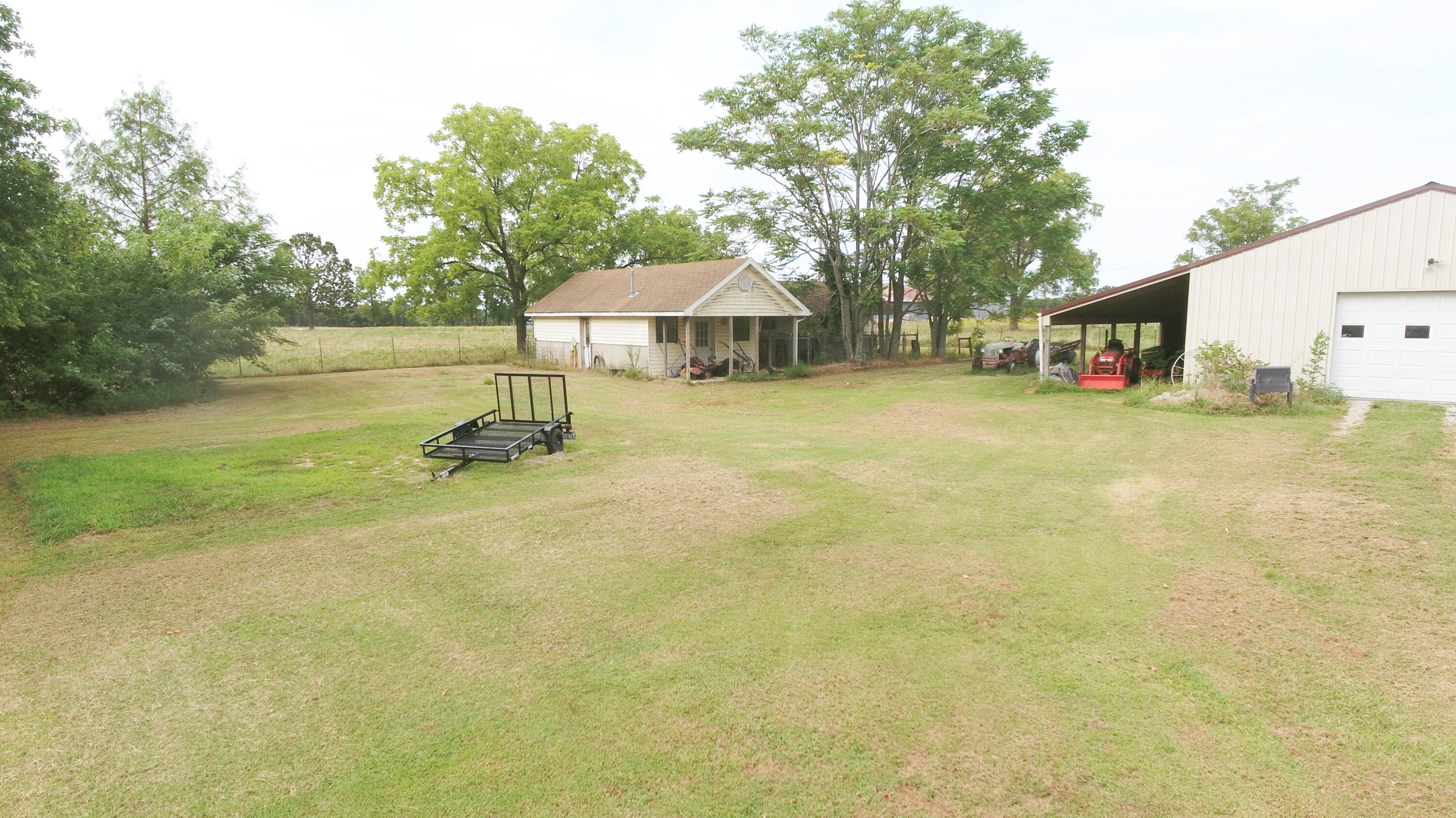 2709 Us Highway 65 Property Photo 9